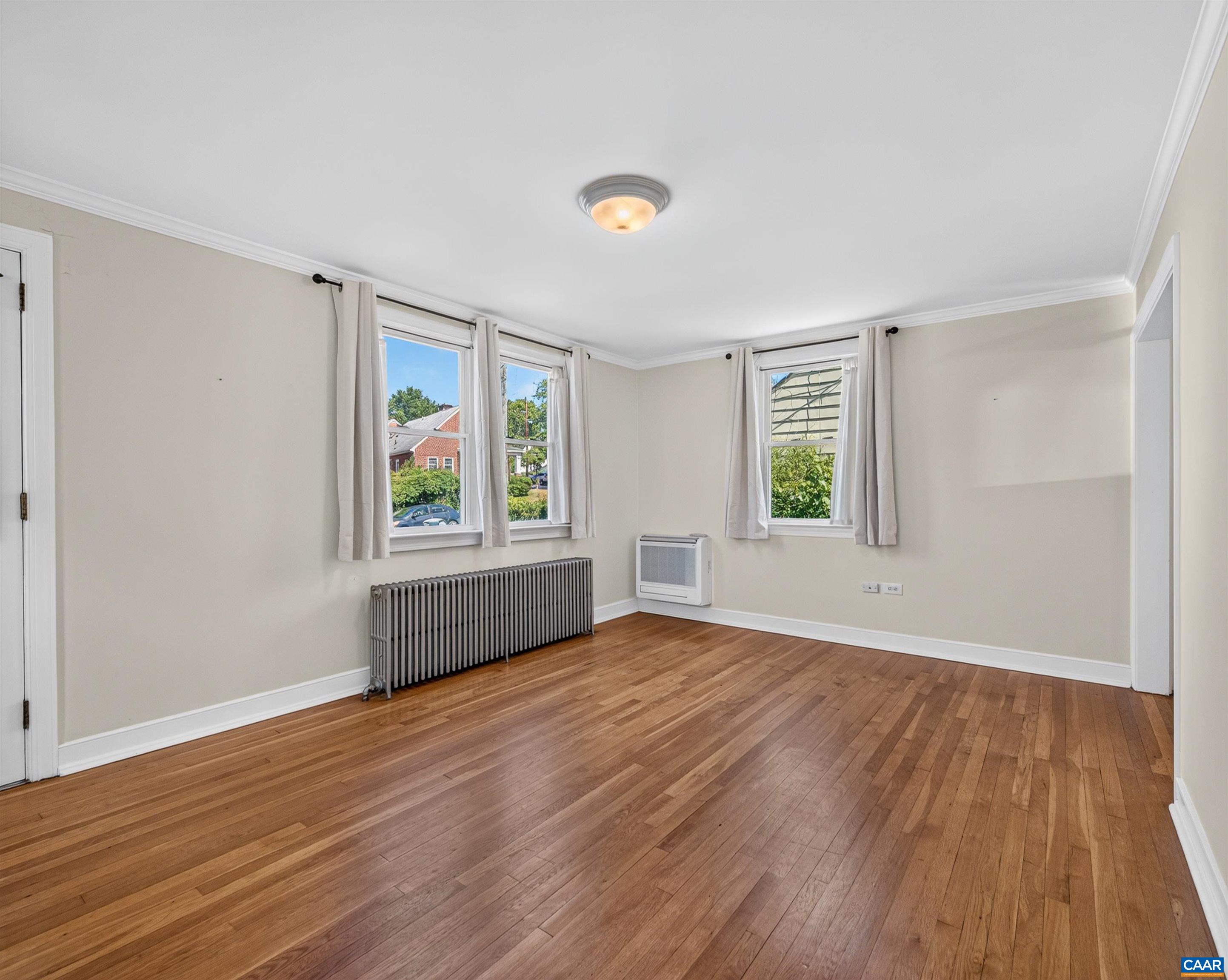 118 SUMMIT ST, CHARLOTTESVILLE, Virginia 22903, 3 Bedrooms Bedrooms, ,2 BathroomsBathrooms,Residential,118 SUMMIT ST,681169 MLS # 681169