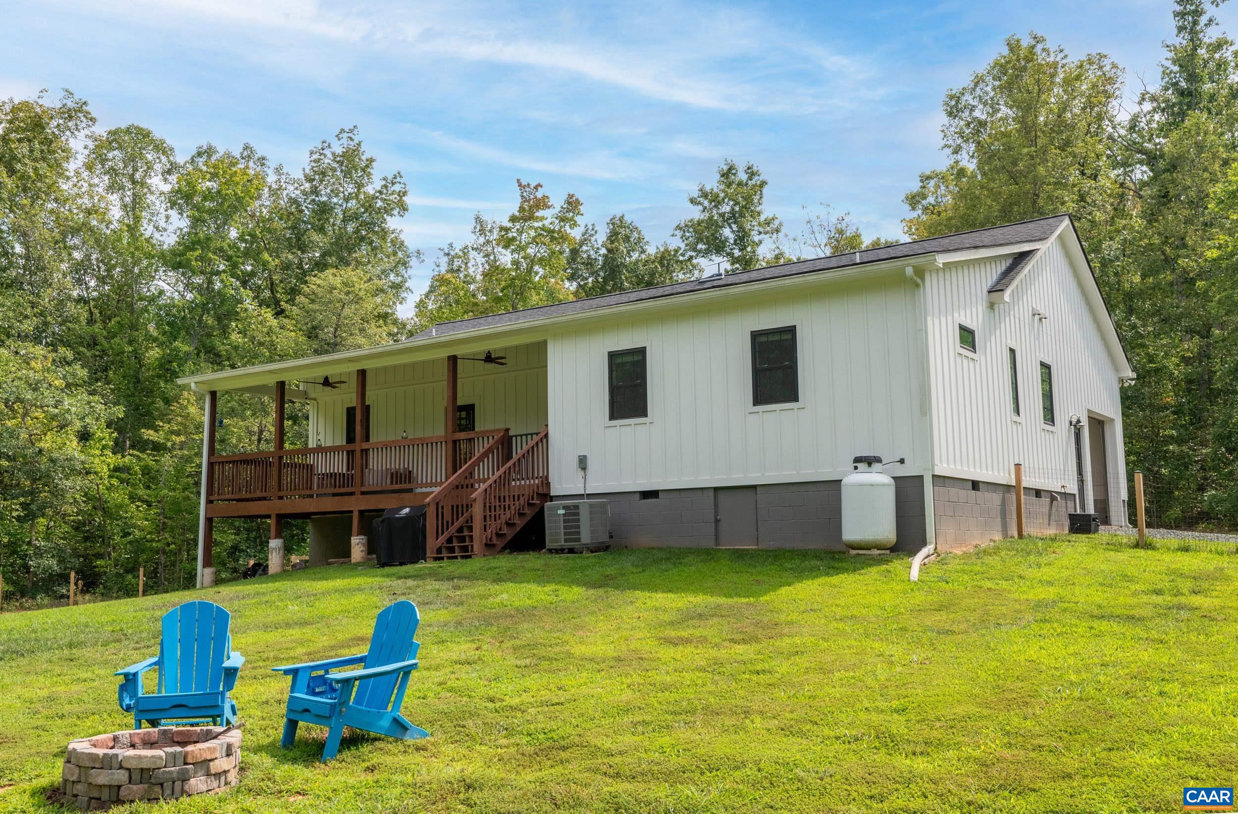 3230 POLECAT CREEK LN, SCOTTSVILLE, Virginia 24590, 3 Bedrooms Bedrooms, ,2 BathroomsBathrooms,Residential,3230 POLECAT CREEK LN,681194 MLS # 681194 3230 POLECAT CREEK LN, SCOTTSVILLE, Virginia 24590, 3 Bedrooms Bedrooms, ,2 BathroomsBathrooms,Residential,3230 POLECAT CREEK LN,681194 MLS # 681194