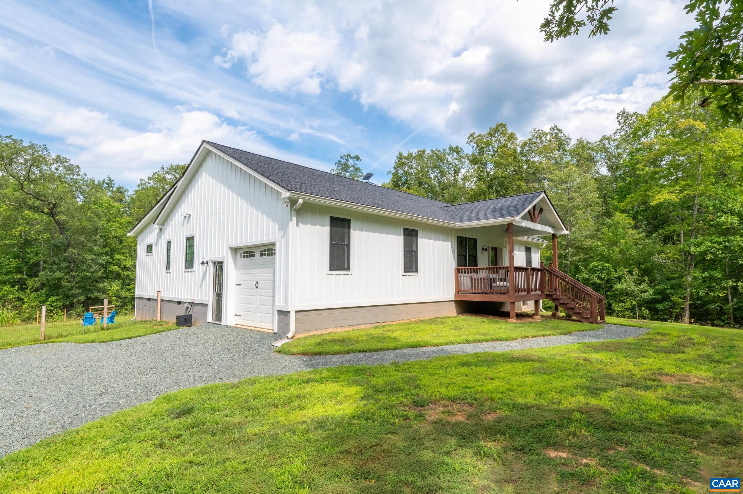 3230 POLECAT CREEK LN, SCOTTSVILLE, Virginia 24590, 3 Bedrooms Bedrooms, ,2 BathroomsBathrooms,Residential,3230 POLECAT CREEK LN,681194 MLS # 681194 3230 POLECAT CREEK LN, SCOTTSVILLE, Virginia 24590, 3 Bedrooms Bedrooms, ,2 BathroomsBathrooms,Residential,3230 POLECAT CREEK LN,681194 MLS # 681194
