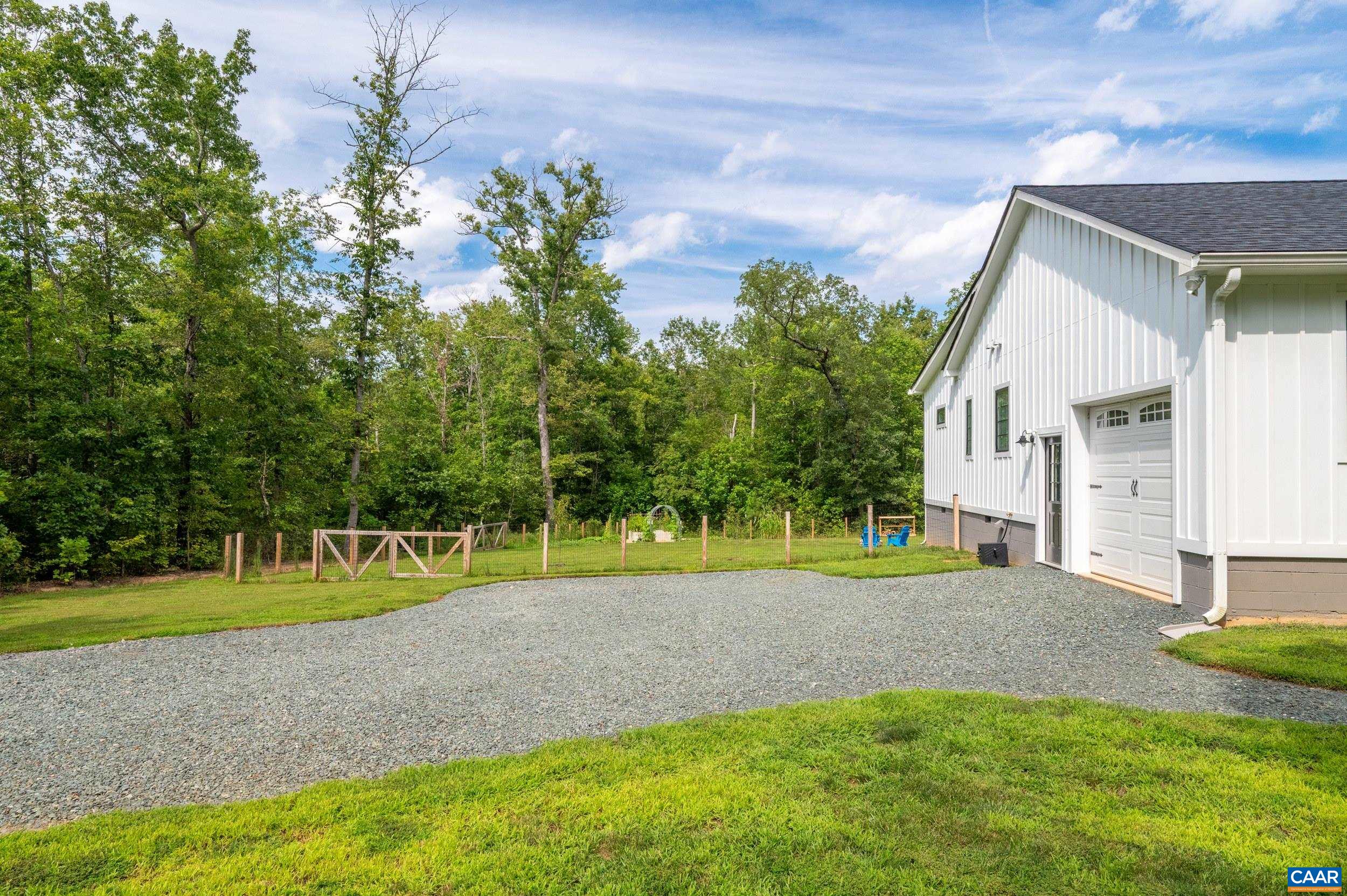 3230 POLECAT CREEK LN, SCOTTSVILLE, Virginia 24590, 3 Bedrooms Bedrooms, ,2 BathroomsBathrooms,Residential,3230 POLECAT CREEK LN,681194 MLS # 681194 3230 POLECAT CREEK LN, SCOTTSVILLE, Virginia 24590, 3 Bedrooms Bedrooms, ,2 BathroomsBathrooms,Residential,3230 POLECAT CREEK LN,681194 MLS # 681194
