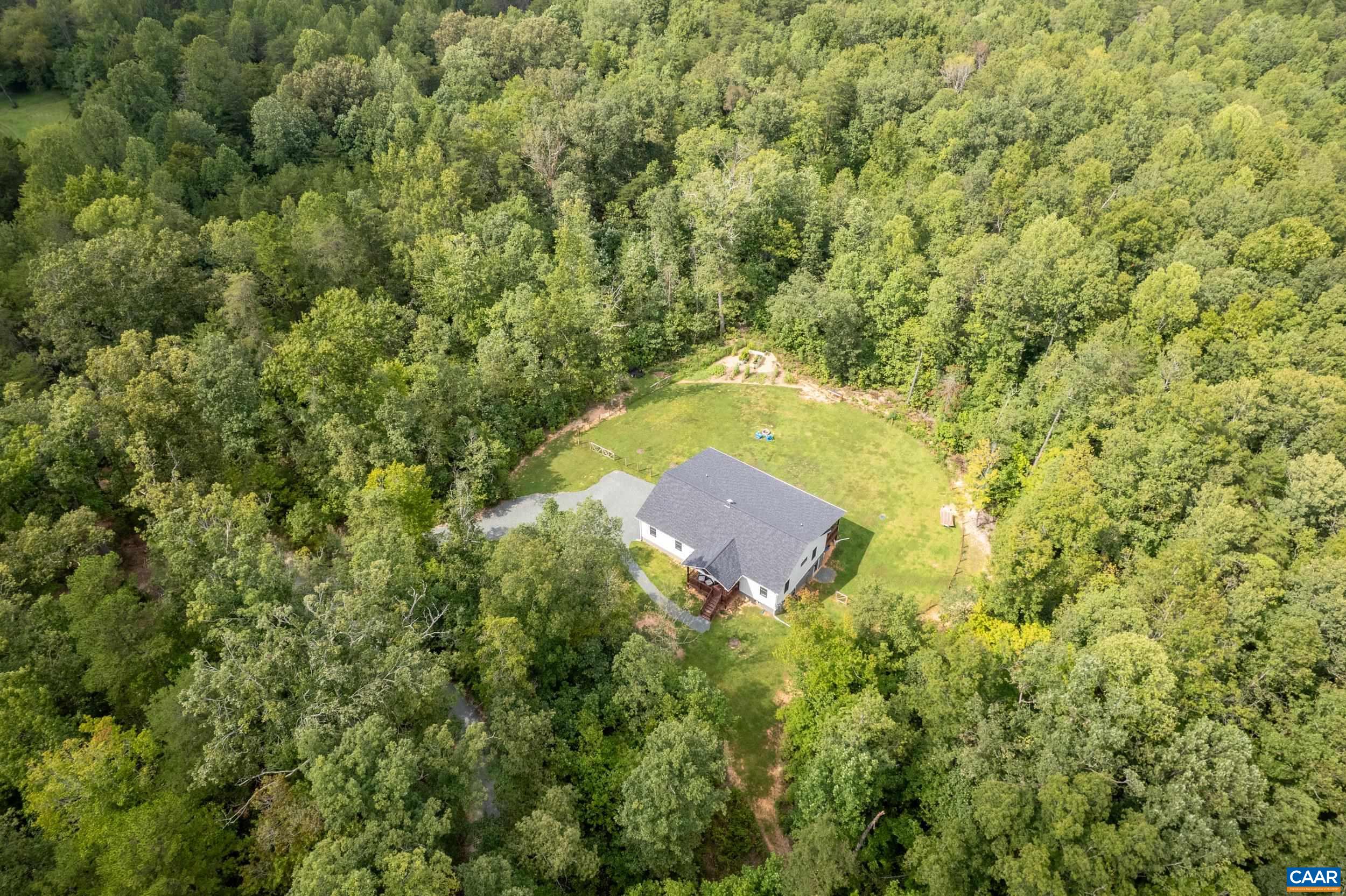3230 POLECAT CREEK LN, SCOTTSVILLE, Virginia 24590, 3 Bedrooms Bedrooms, ,2 BathroomsBathrooms,Residential,3230 POLECAT CREEK LN,681194 MLS # 681194 3230 POLECAT CREEK LN, SCOTTSVILLE, Virginia 24590, 3 Bedrooms Bedrooms, ,2 BathroomsBathrooms,Residential,3230 POLECAT CREEK LN,681194 MLS # 681194