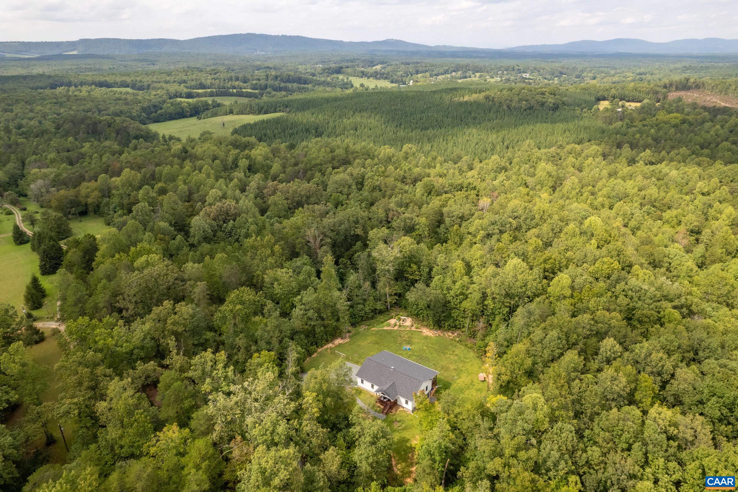 3230 POLECAT CREEK LN, SCOTTSVILLE, Virginia 24590, 3 Bedrooms Bedrooms, ,2 BathroomsBathrooms,Residential,3230 POLECAT CREEK LN,681194 MLS # 681194 3230 POLECAT CREEK LN, SCOTTSVILLE, Virginia 24590, 3 Bedrooms Bedrooms, ,2 BathroomsBathrooms,Residential,3230 POLECAT CREEK LN,681194 MLS # 681194