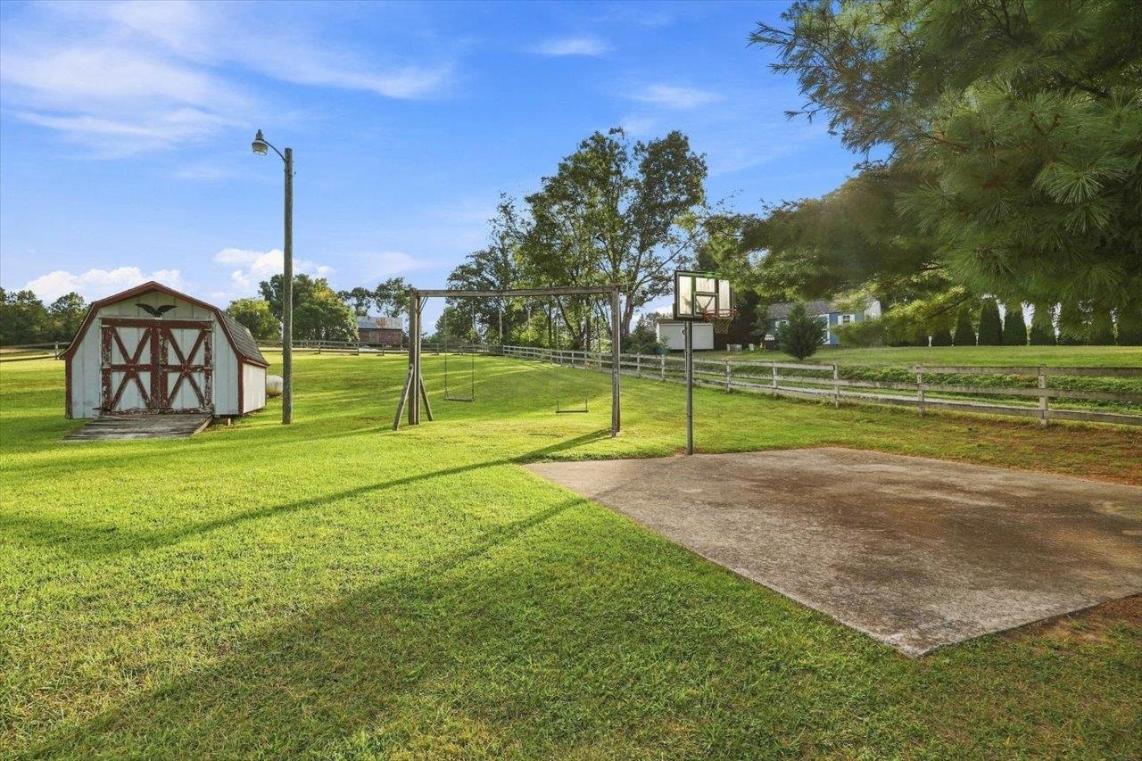 786 LADD RD, FISHERSVILLE, Virginia 22939, 4 Bedrooms Bedrooms, ,2 BathroomsBathrooms,Residential,786 LADD RD,681230 MLS # 681230 786 LADD RD, FISHERSVILLE, Virginia 22939, 4 Bedrooms Bedrooms, ,2 BathroomsBathrooms,Residential,786 LADD RD,681230 MLS # 681230