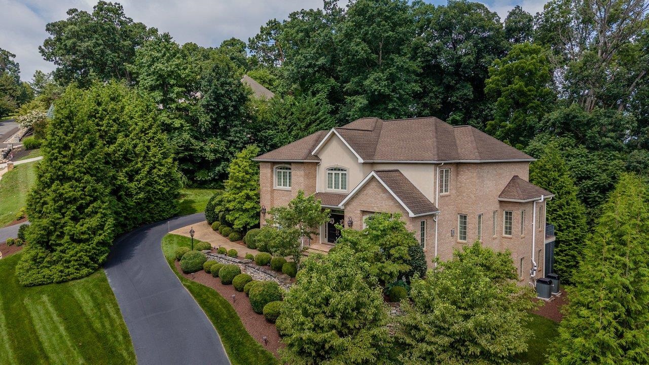 144 STEEPLECHASE DR, PENN LAIRD, Virginia 22846, 4 Bedrooms Bedrooms, ,4 BathroomsBathrooms,Residential,144 STEEPLECHASE DR,681231 MLS # 681231 144 STEEPLECHASE DR, PENN LAIRD, Virginia 22846, 4 Bedrooms Bedrooms, ,4 BathroomsBathrooms,Residential,144 STEEPLECHASE DR,681231 MLS # 681231