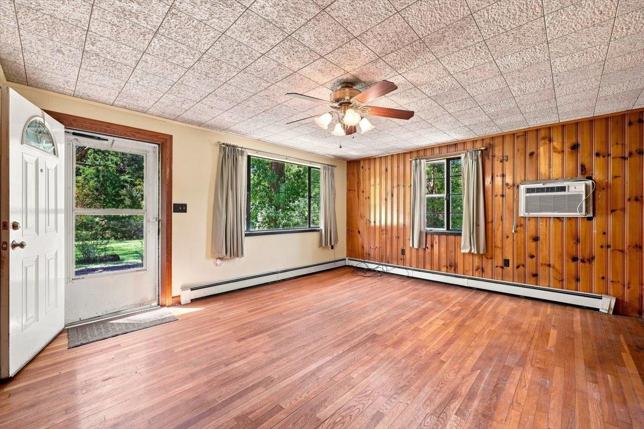 2179 GREENFIELD RD, AFTON, Virginia 22920, 3 Bedrooms Bedrooms, ,1 BathroomBathrooms,Residential,2179 GREENFIELD RD,681235 MLS # 681235 2179 GREENFIELD RD, AFTON, Virginia 22920, 3 Bedrooms Bedrooms, ,1 BathroomBathrooms,Residential,2179 GREENFIELD RD,681235 MLS # 681235
