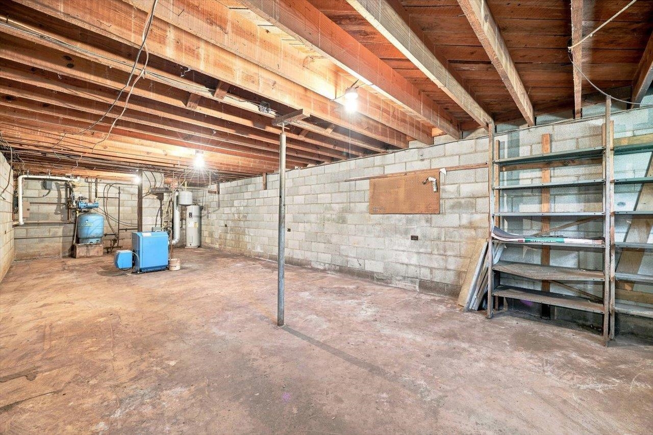 2179 GREENFIELD RD, AFTON, Virginia 22920, 3 Bedrooms Bedrooms, ,1 BathroomBathrooms,Residential,2179 GREENFIELD RD,681235 MLS # 681235 2179 GREENFIELD RD, AFTON, Virginia 22920, 3 Bedrooms Bedrooms, ,1 BathroomBathrooms,Residential,2179 GREENFIELD RD,681235 MLS # 681235