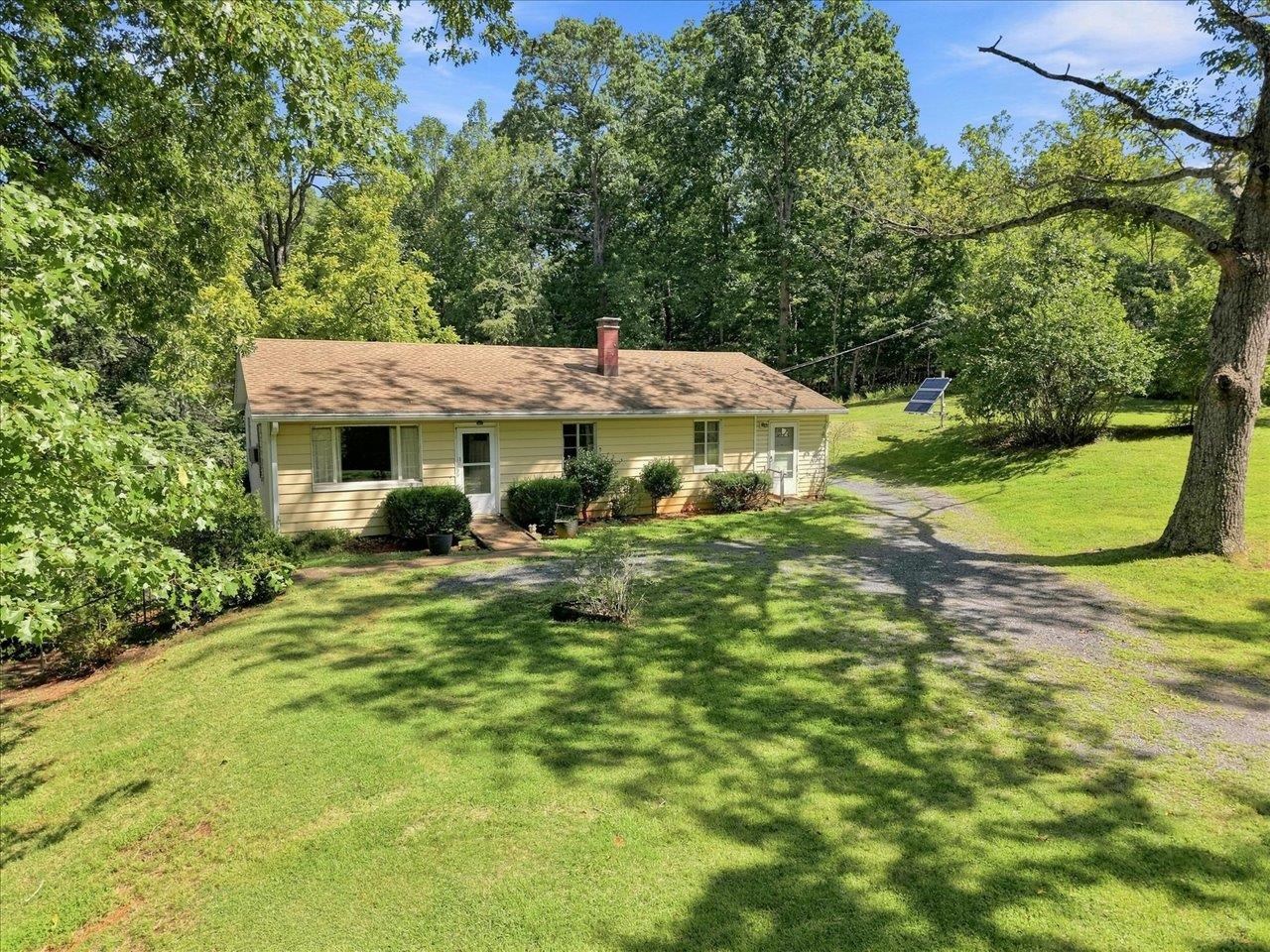 2179 GREENFIELD RD, AFTON, Virginia 22920, 3 Bedrooms Bedrooms, ,1 BathroomBathrooms,Residential,2179 GREENFIELD RD,681235 MLS # 681235 2179 GREENFIELD RD, AFTON, Virginia 22920, 3 Bedrooms Bedrooms, ,1 BathroomBathrooms,Residential,2179 GREENFIELD RD,681235 MLS # 681235