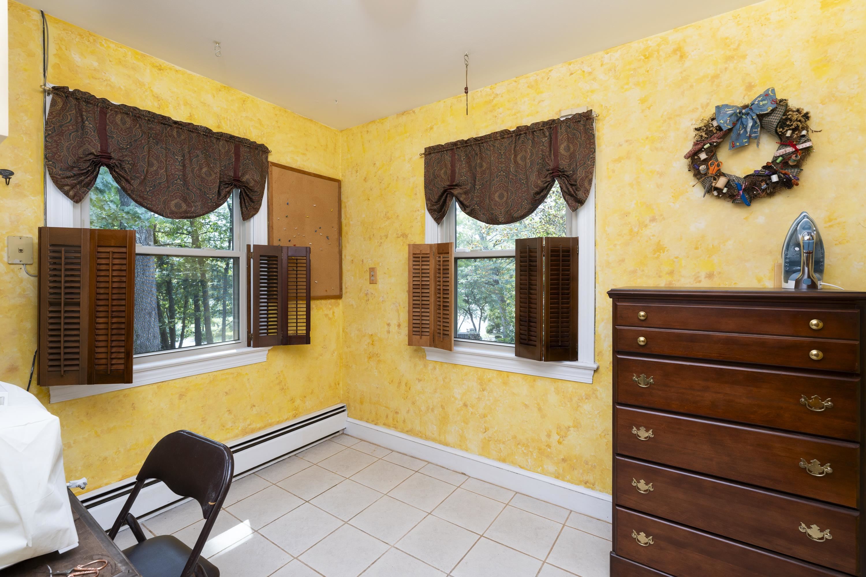 890 BLUE RIDGE DR, STAUNTON, Virginia 24401, 6 Bedrooms Bedrooms, ,5 BathroomsBathrooms,Residential,890 BLUE RIDGE DR,681238 MLS # 681238