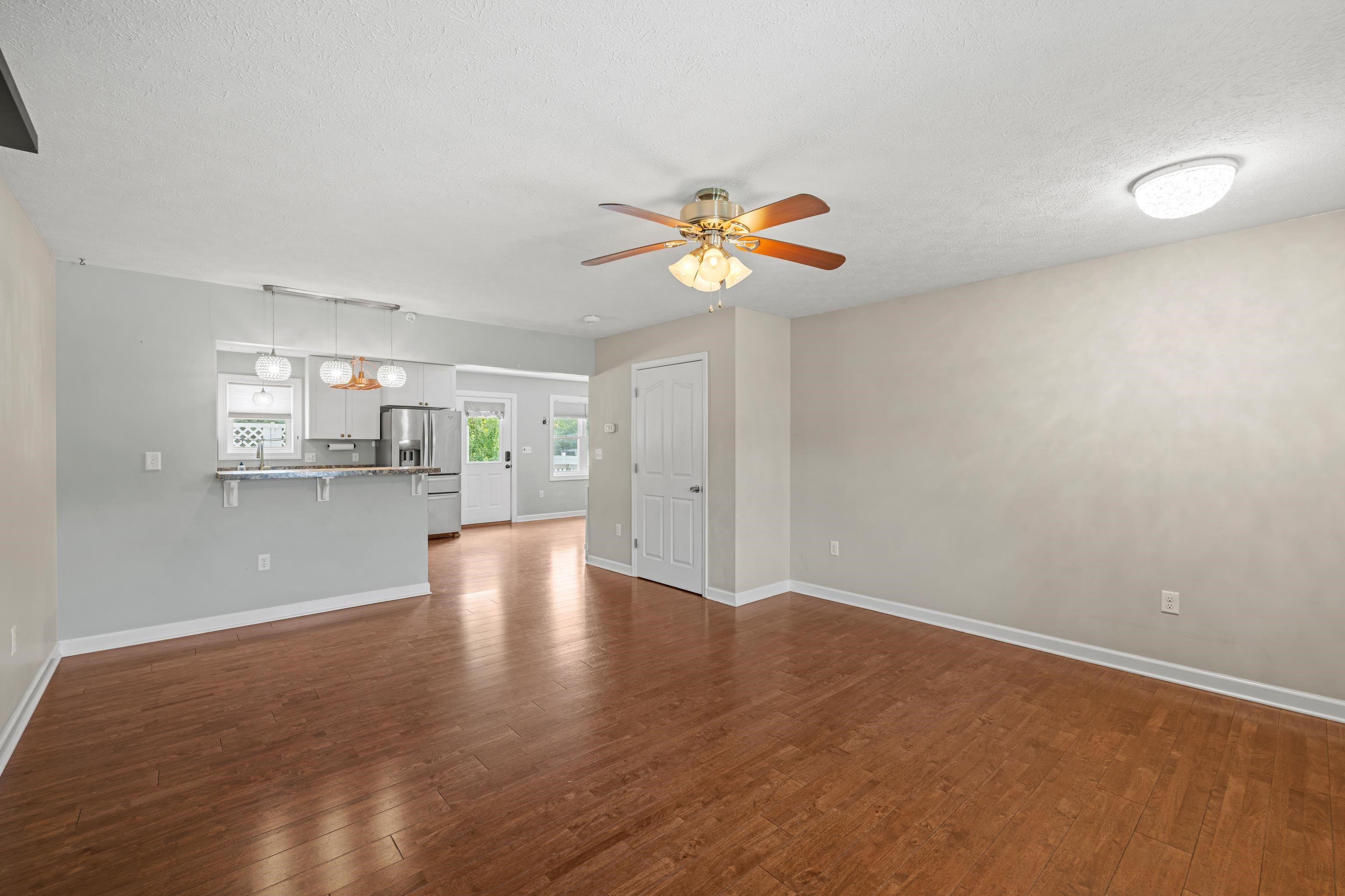 315 RUSTIC AVE, BROADWAY, Virginia 22815, 4 Bedrooms Bedrooms, ,2 BathroomsBathrooms,Residential,315 RUSTIC AVE,681242 MLS # 681242 315 RUSTIC AVE, BROADWAY, Virginia 22815, 4 Bedrooms Bedrooms, ,2 BathroomsBathrooms,Residential,315 RUSTIC AVE,681242 MLS # 681242