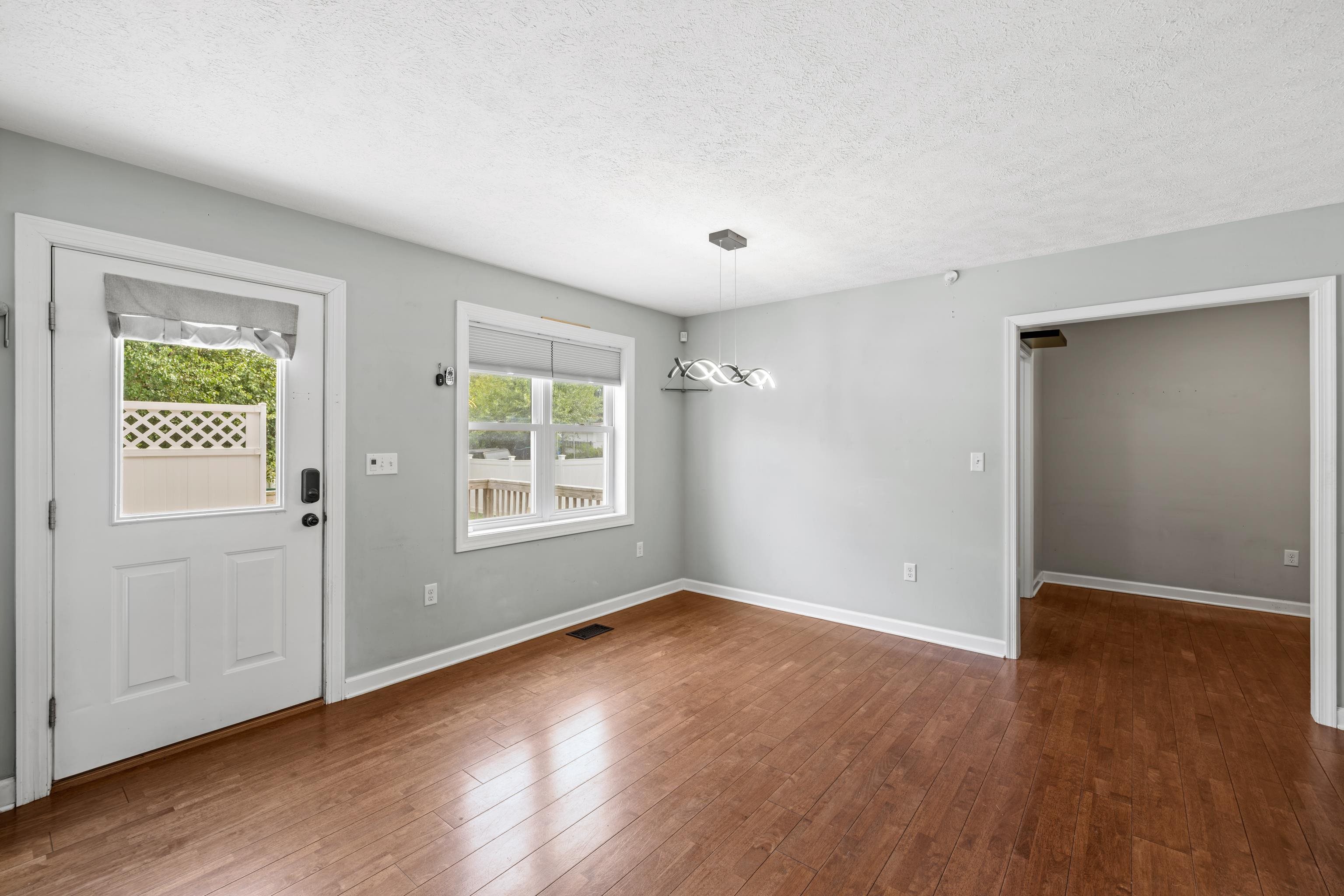315 RUSTIC AVE, BROADWAY, Virginia 22815, 4 Bedrooms Bedrooms, ,2 BathroomsBathrooms,Residential,315 RUSTIC AVE,681242 MLS # 681242 315 RUSTIC AVE, BROADWAY, Virginia 22815, 4 Bedrooms Bedrooms, ,2 BathroomsBathrooms,Residential,315 RUSTIC AVE,681242 MLS # 681242