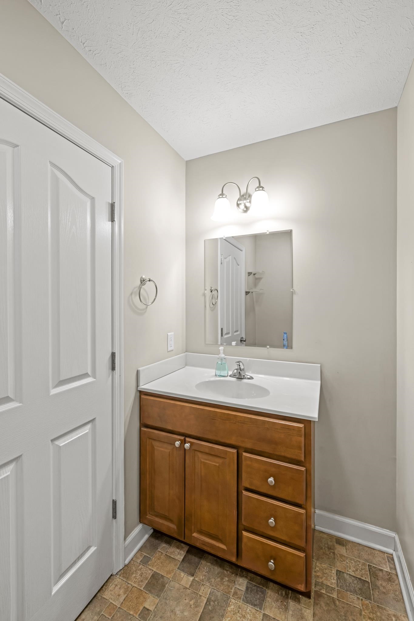 315 RUSTIC AVE, BROADWAY, Virginia 22815, 4 Bedrooms Bedrooms, ,2 BathroomsBathrooms,Residential,315 RUSTIC AVE,681242 MLS # 681242 315 RUSTIC AVE, BROADWAY, Virginia 22815, 4 Bedrooms Bedrooms, ,2 BathroomsBathrooms,Residential,315 RUSTIC AVE,681242 MLS # 681242