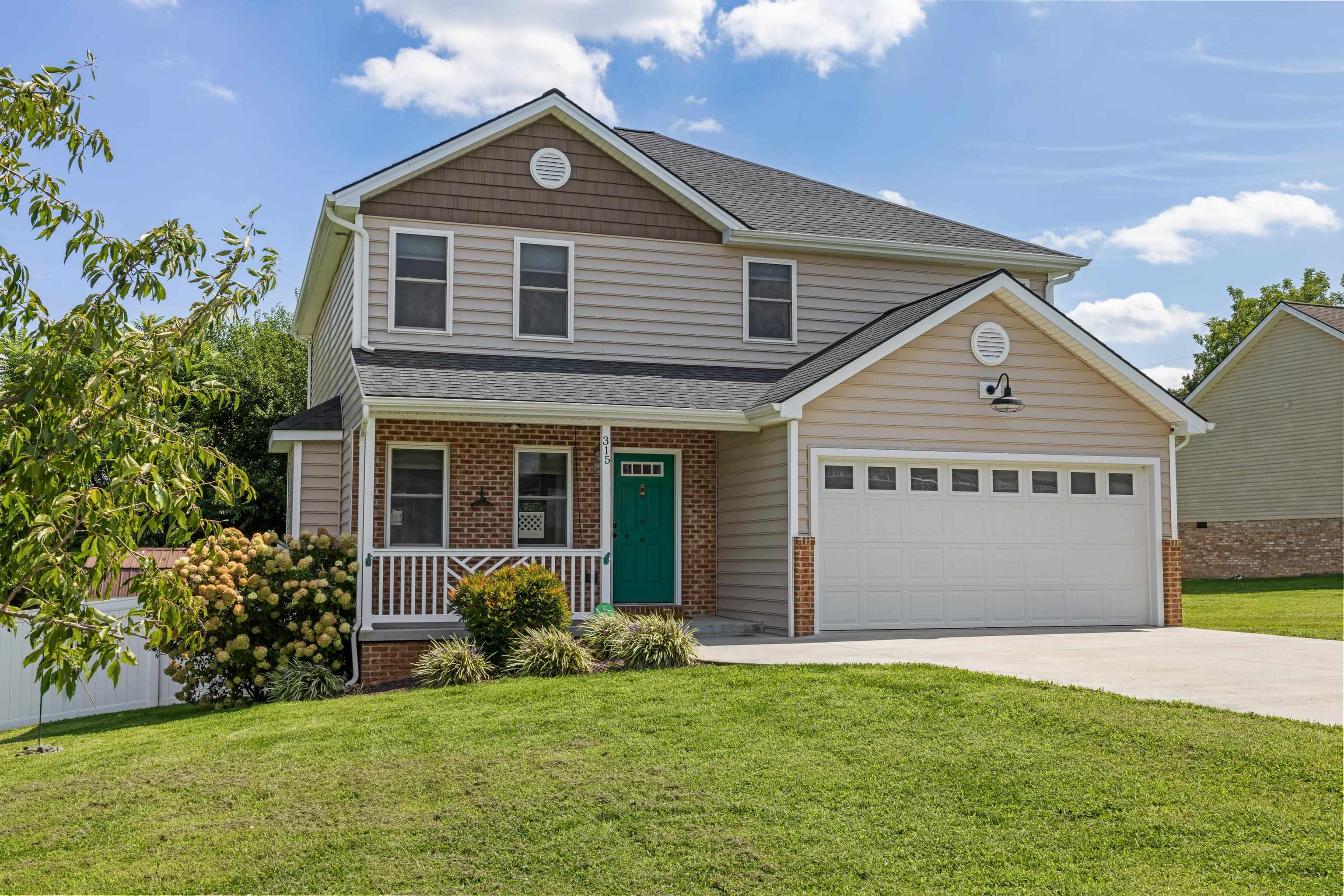 315 RUSTIC AVE, BROADWAY, Virginia 22815, 4 Bedrooms Bedrooms, ,2 BathroomsBathrooms,Residential,315 RUSTIC AVE,681242 MLS # 681242 315 RUSTIC AVE, BROADWAY, Virginia 22815, 4 Bedrooms Bedrooms, ,2 BathroomsBathrooms,Residential,315 RUSTIC AVE,681242 MLS # 681242