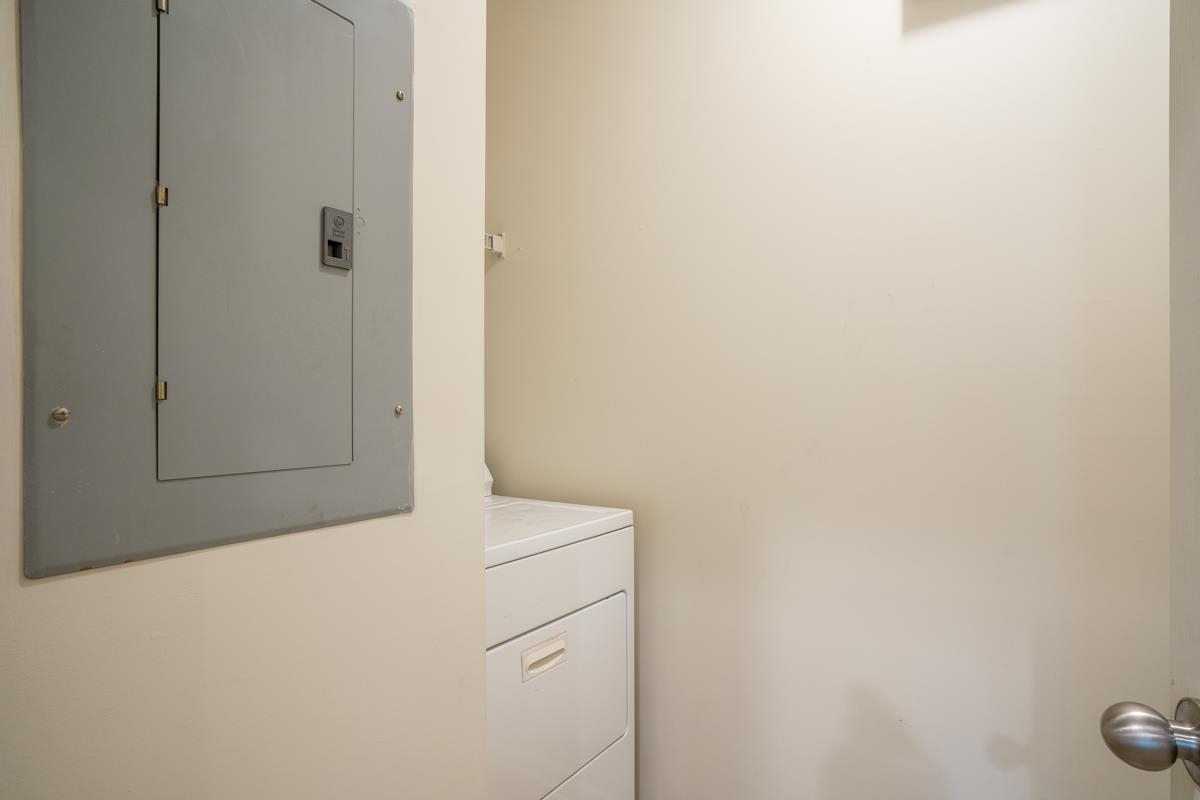 300 RIVERBEND DR, CHARLOTTESVILLE, Virginia 22902, 2 Bedrooms Bedrooms, ,2 BathroomsBathrooms,Residential,300 RIVERBEND DR,681245 MLS # 681245 300 RIVERBEND DR, CHARLOTTESVILLE, Virginia 22902, 2 Bedrooms Bedrooms, ,2 BathroomsBathrooms,Residential,300 RIVERBEND DR,681245 MLS # 681245