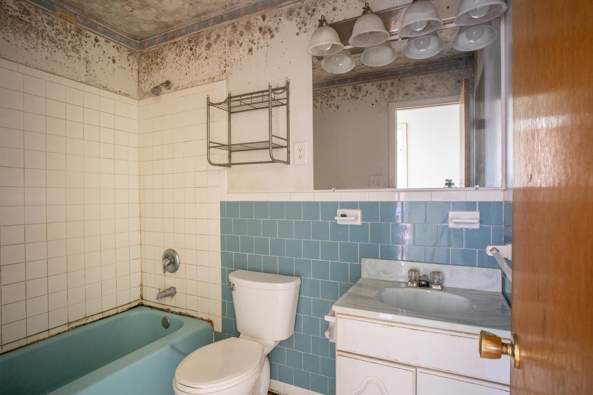 11 MORAIN ST, FRONT ROYAL, Virginia 22630, 3 Bedrooms Bedrooms, ,2 BathroomsBathrooms,Residential,11 MORAIN ST,681247 MLS # 681247 11 MORAIN ST, FRONT ROYAL, Virginia 22630, 3 Bedrooms Bedrooms, ,2 BathroomsBathrooms,Residential,11 MORAIN ST,681247 MLS # 681247