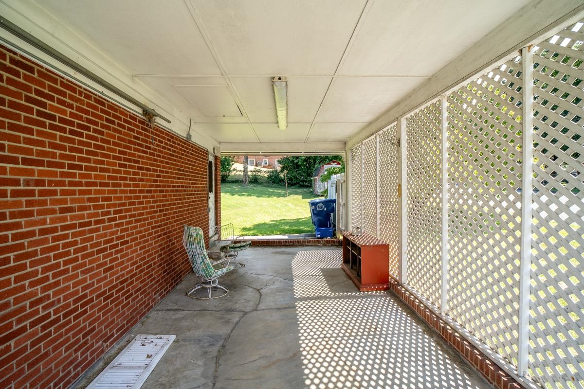11 MORAIN ST, FRONT ROYAL, Virginia 22630, 3 Bedrooms Bedrooms, ,2 BathroomsBathrooms,Residential,11 MORAIN ST,681247 MLS # 681247 11 MORAIN ST, FRONT ROYAL, Virginia 22630, 3 Bedrooms Bedrooms, ,2 BathroomsBathrooms,Residential,11 MORAIN ST,681247 MLS # 681247