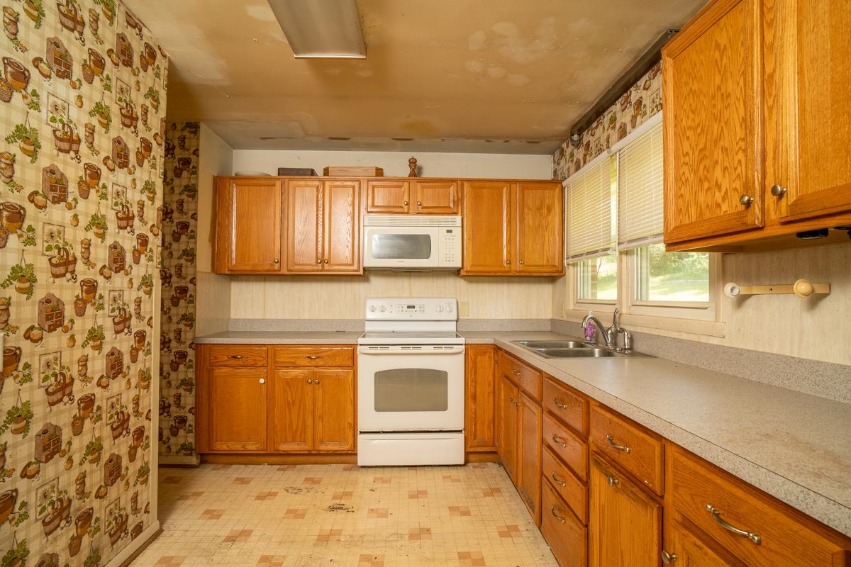 11 MORAIN ST, FRONT ROYAL, Virginia 22630, 3 Bedrooms Bedrooms, ,2 BathroomsBathrooms,Residential,11 MORAIN ST,681247 MLS # 681247 11 MORAIN ST, FRONT ROYAL, Virginia 22630, 3 Bedrooms Bedrooms, ,2 BathroomsBathrooms,Residential,11 MORAIN ST,681247 MLS # 681247