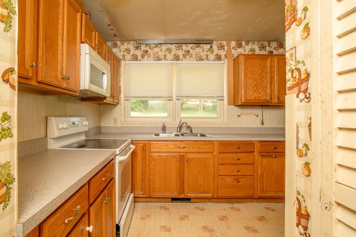 11 MORAIN ST, FRONT ROYAL, Virginia 22630, 3 Bedrooms Bedrooms, ,2 BathroomsBathrooms,Residential,11 MORAIN ST,681247 MLS # 681247 11 MORAIN ST, FRONT ROYAL, Virginia 22630, 3 Bedrooms Bedrooms, ,2 BathroomsBathrooms,Residential,11 MORAIN ST,681247 MLS # 681247
