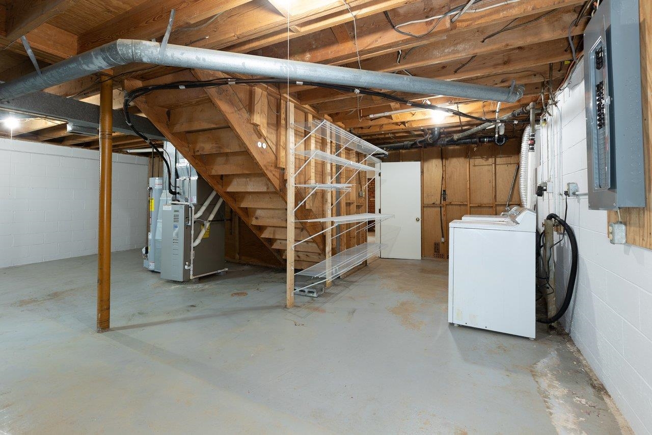 204 THOMAS ST, STAUNTON, Virginia 24401, 3 Bedrooms Bedrooms, ,1 BathroomBathrooms,Residential,204 THOMAS ST,680789 MLS # 680789 204 THOMAS ST, STAUNTON, Virginia 24401, 3 Bedrooms Bedrooms, ,1 BathroomBathrooms,Residential,204 THOMAS ST,680789 MLS # 680789