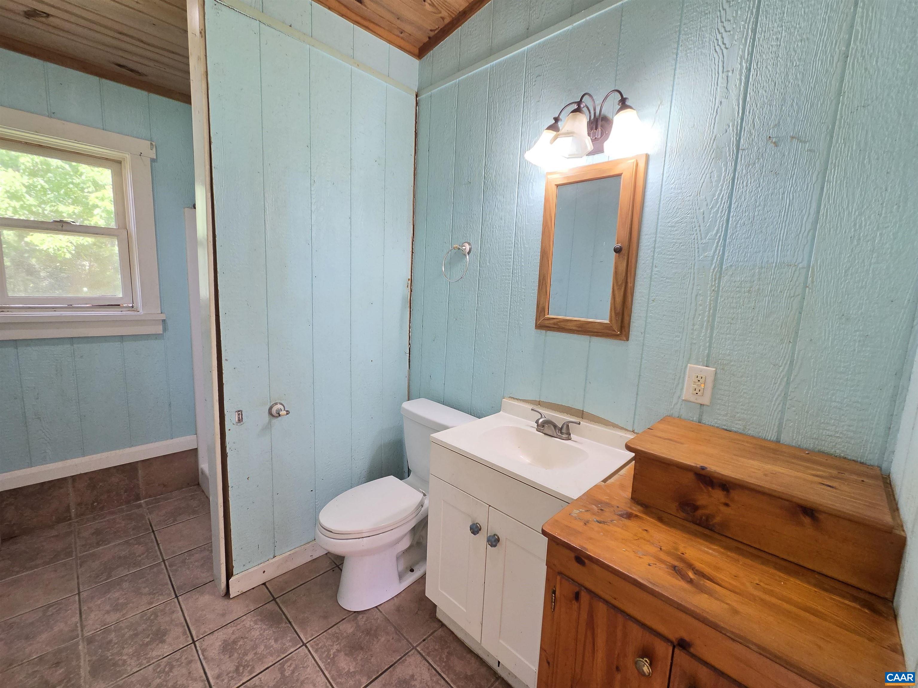 2159 GLENMORE RD, SCOTTSVILLE, Virginia 24590, 3 Bedrooms Bedrooms, ,2 BathroomsBathrooms,Residential,2159 GLENMORE RD,681249 MLS # 681249