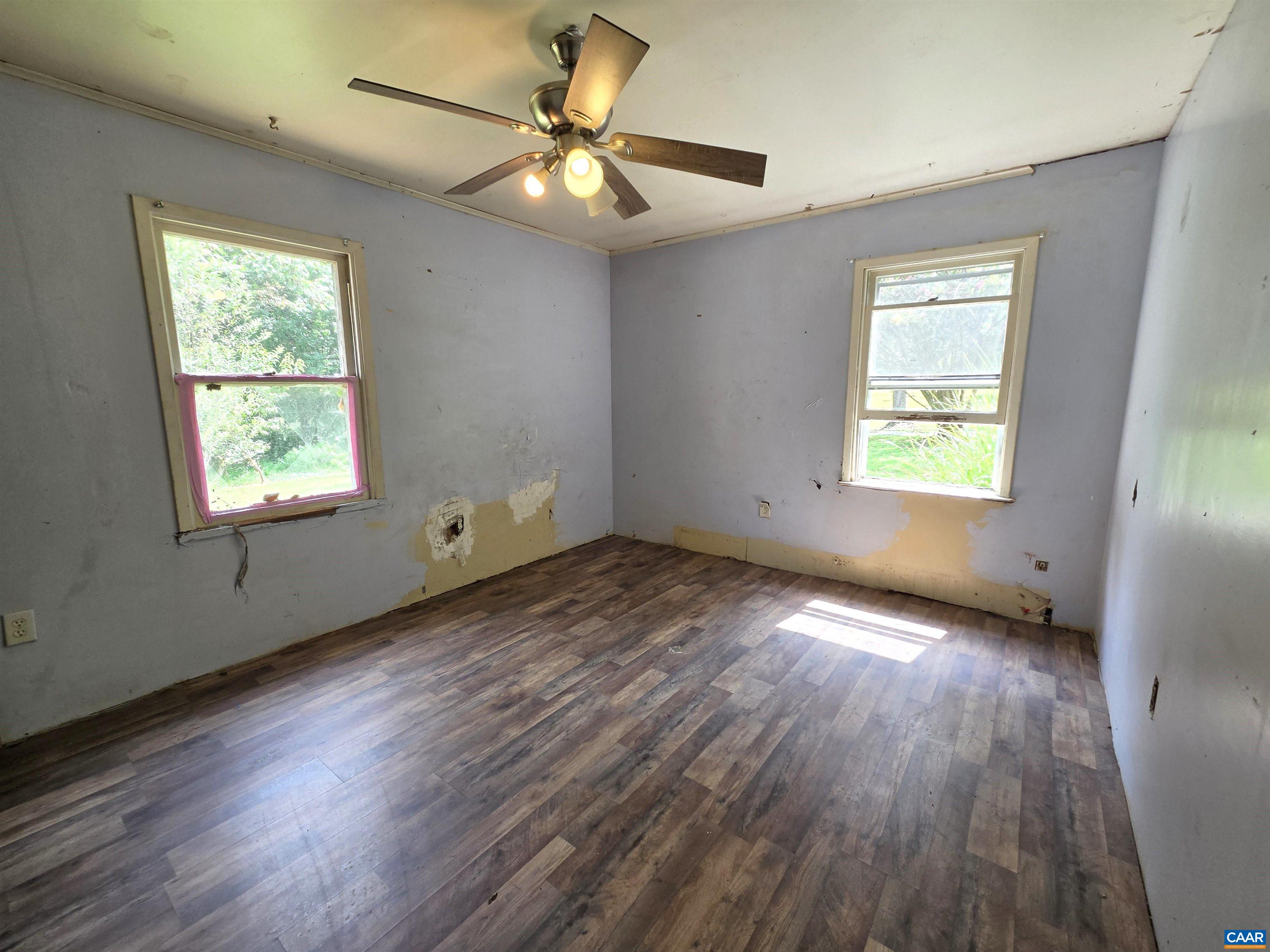 2159 GLENMORE RD, SCOTTSVILLE, Virginia 24590, 3 Bedrooms Bedrooms, ,2 BathroomsBathrooms,Residential,2159 GLENMORE RD,681249 MLS # 681249
