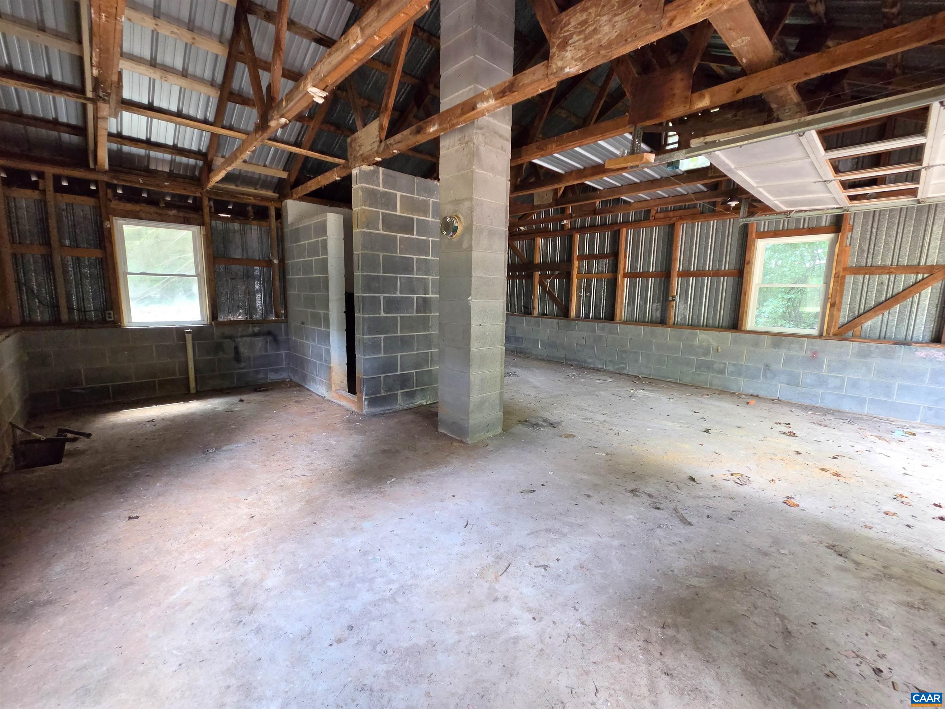 2159 GLENMORE RD, SCOTTSVILLE, Virginia 24590, 3 Bedrooms Bedrooms, ,2 BathroomsBathrooms,Residential,2159 GLENMORE RD,681249 MLS # 681249