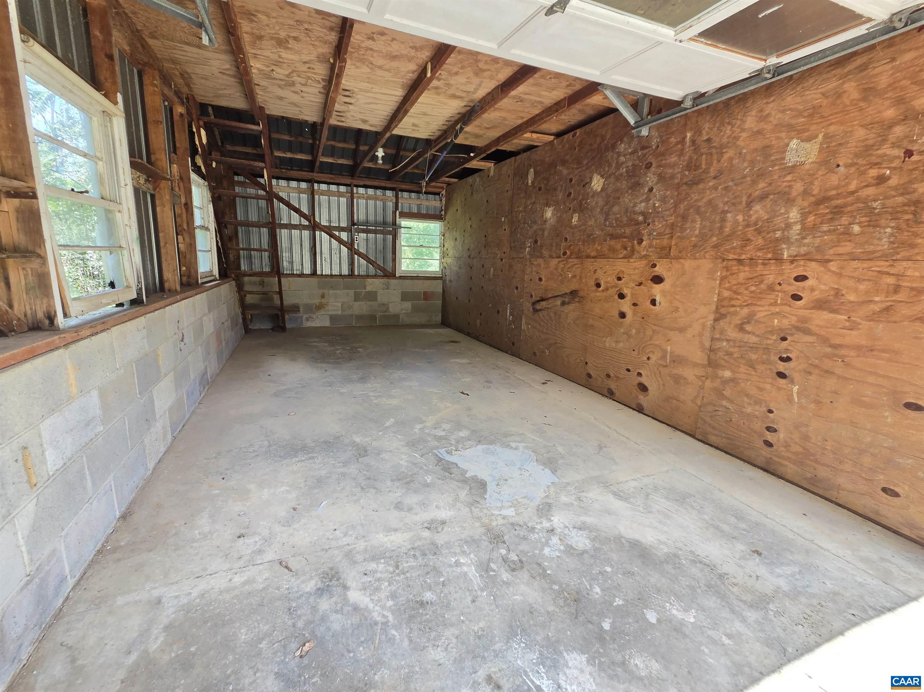 2159 GLENMORE RD, SCOTTSVILLE, Virginia 24590, 3 Bedrooms Bedrooms, ,2 BathroomsBathrooms,Residential,2159 GLENMORE RD,681249 MLS # 681249