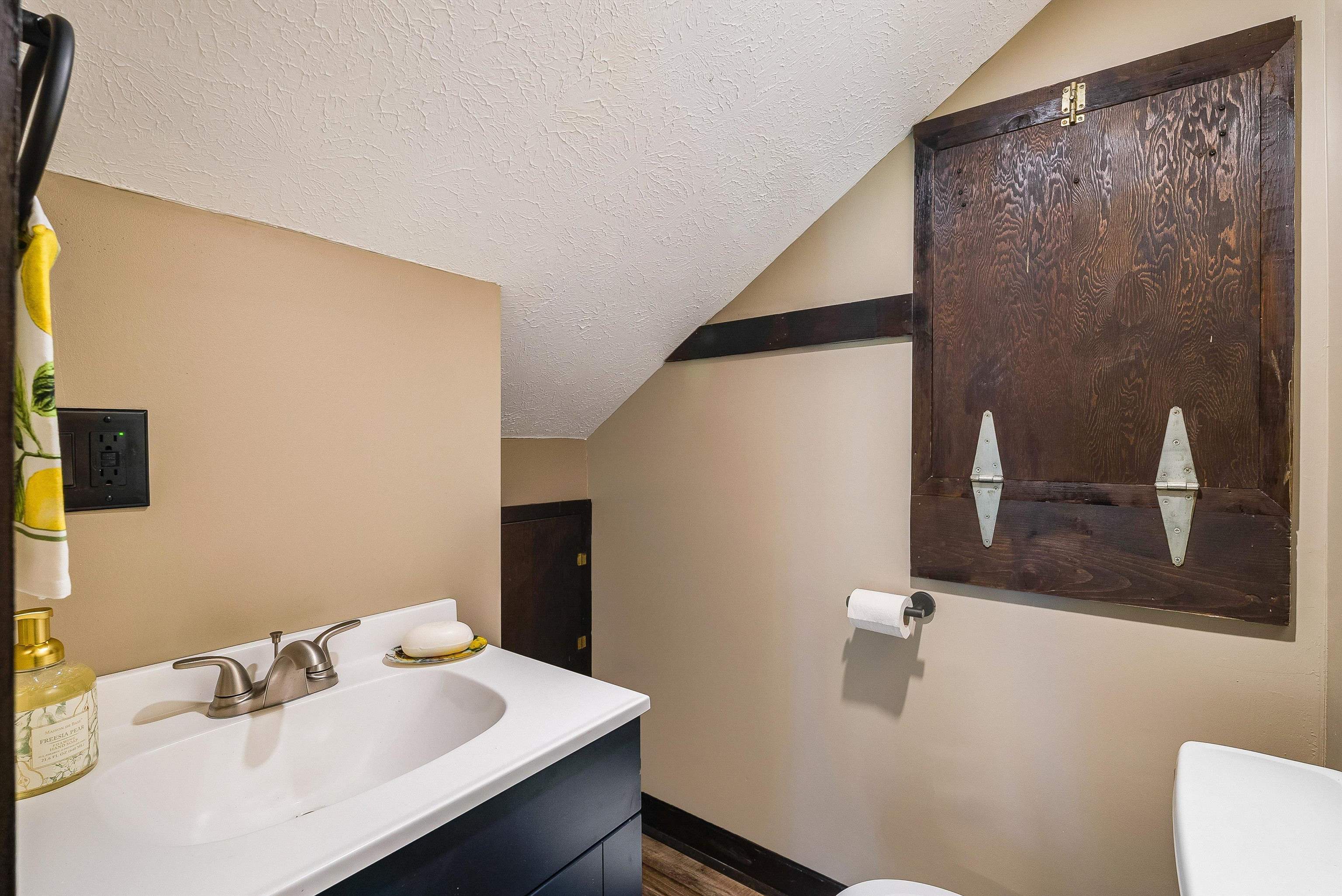 65. MOUNTAIN DEER RUN, WEST AUGUSTA, Virginia 24485, 3 Bedrooms Bedrooms, ,2 BathroomsBathrooms,Residential,65. MOUNTAIN DEER RUN,681265 MLS # 681265 65. MOUNTAIN DEER RUN, WEST AUGUSTA, Virginia 24485, 3 Bedrooms Bedrooms, ,2 BathroomsBathrooms,Residential,65. MOUNTAIN DEER RUN,681265 MLS # 681265