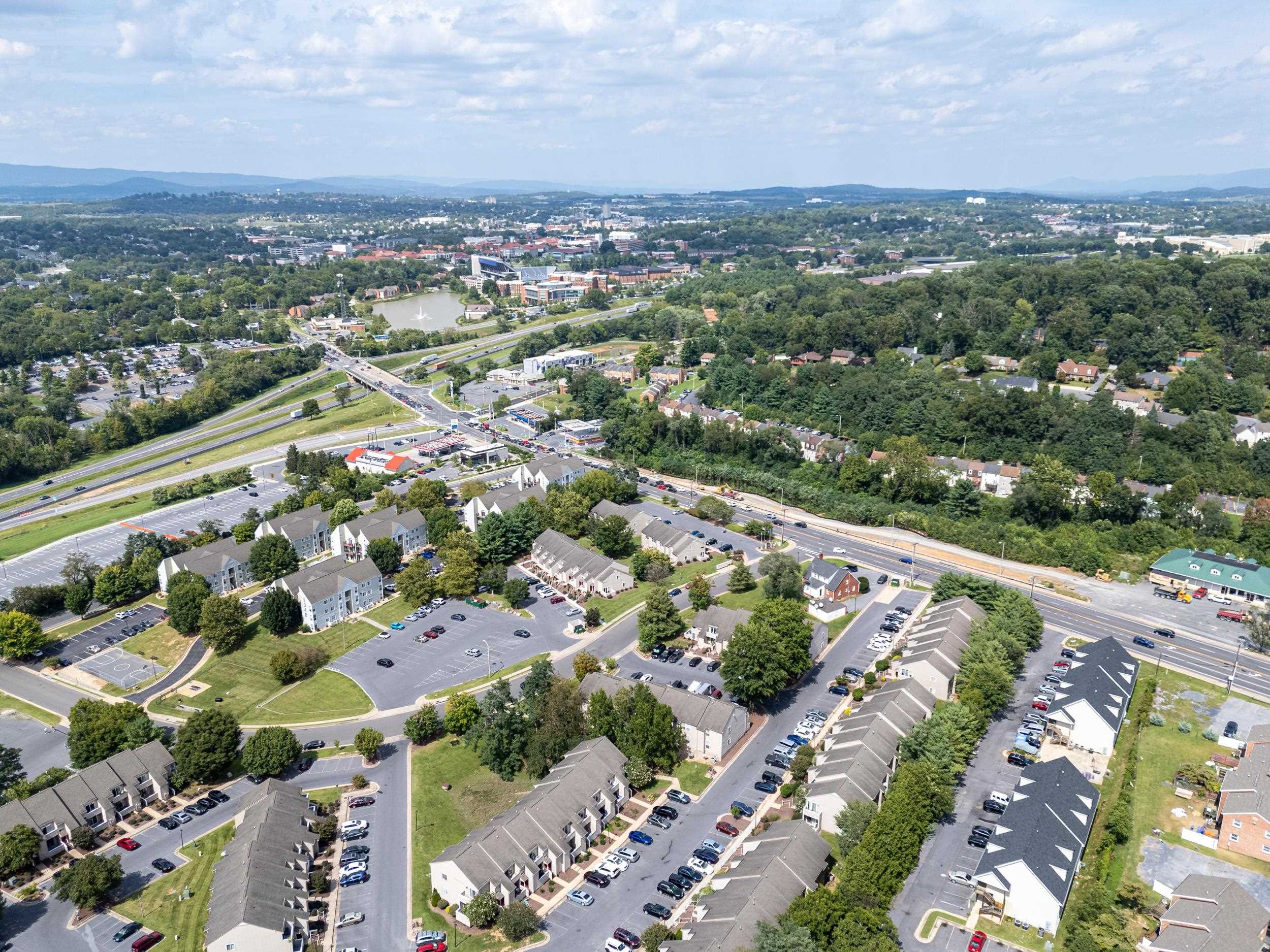 1319 BRADLEY DR, HARRISONBURG, Virginia 22801, 4 Bedrooms Bedrooms, ,2 BathroomsBathrooms,Residential,1319 BRADLEY DR,681268 MLS # 681268 1319 BRADLEY DR, HARRISONBURG, Virginia 22801, 4 Bedrooms Bedrooms, ,2 BathroomsBathrooms,Residential,1319 BRADLEY DR,681268 MLS # 681268