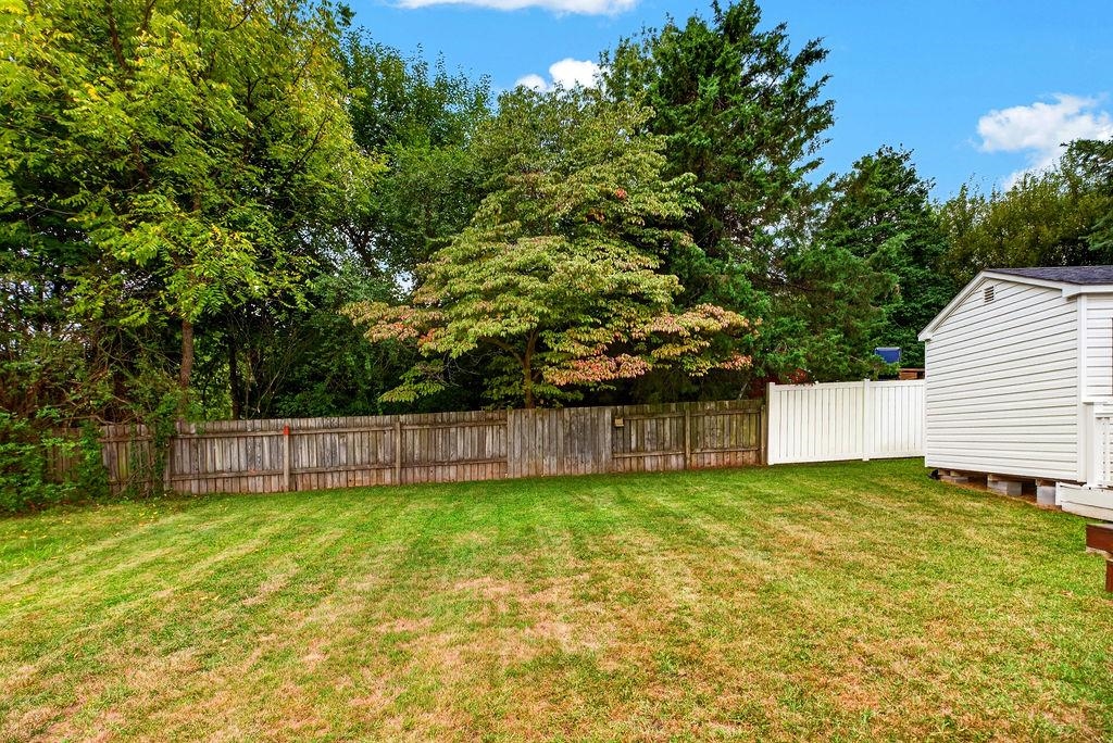 650 EDWARDIAN LN, WAYNESBORO, Virginia 22980, 4 Bedrooms Bedrooms, ,2 BathroomsBathrooms,Residential,650 EDWARDIAN LN,681274 MLS # 681274 650 EDWARDIAN LN, WAYNESBORO, Virginia 22980, 4 Bedrooms Bedrooms, ,2 BathroomsBathrooms,Residential,650 EDWARDIAN LN,681274 MLS # 681274