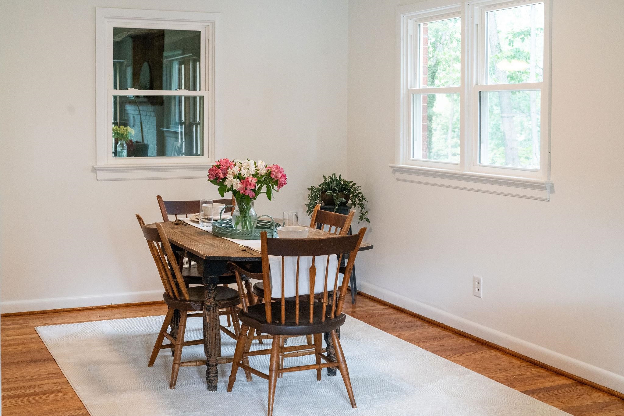 104 GREENWOOD RD, STAUNTON, Virginia 24401, 5 Bedrooms Bedrooms, ,2 BathroomsBathrooms,Residential,104 GREENWOOD RD,681277 MLS # 681277 104 GREENWOOD RD, STAUNTON, Virginia 24401, 5 Bedrooms Bedrooms, ,2 BathroomsBathrooms,Residential,104 GREENWOOD RD,681277 MLS # 681277