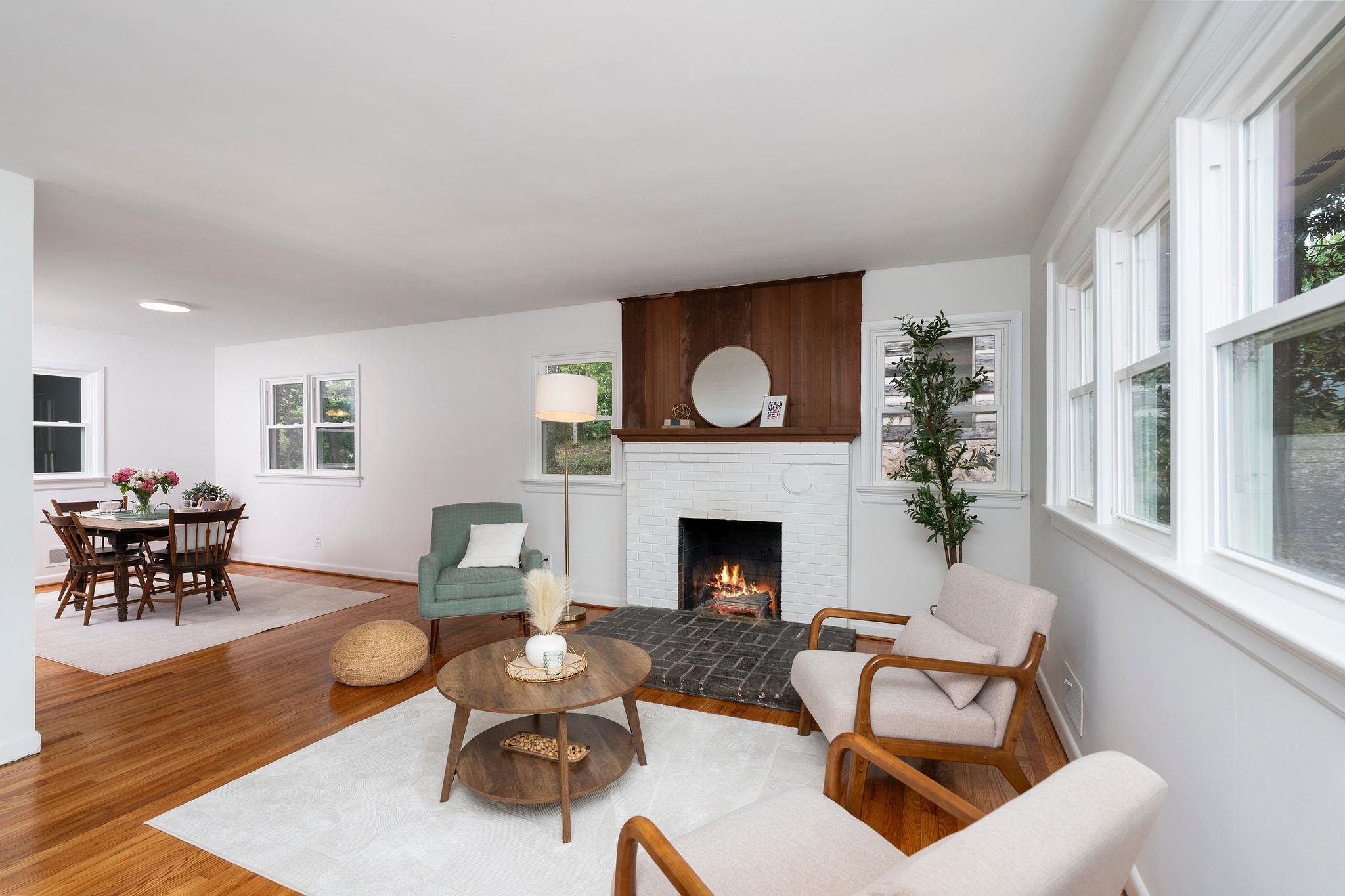 104 GREENWOOD RD, STAUNTON, Virginia 24401, 5 Bedrooms Bedrooms, ,2 BathroomsBathrooms,Residential,104 GREENWOOD RD,681277 MLS # 681277 104 GREENWOOD RD, STAUNTON, Virginia 24401, 5 Bedrooms Bedrooms, ,2 BathroomsBathrooms,Residential,104 GREENWOOD RD,681277 MLS # 681277