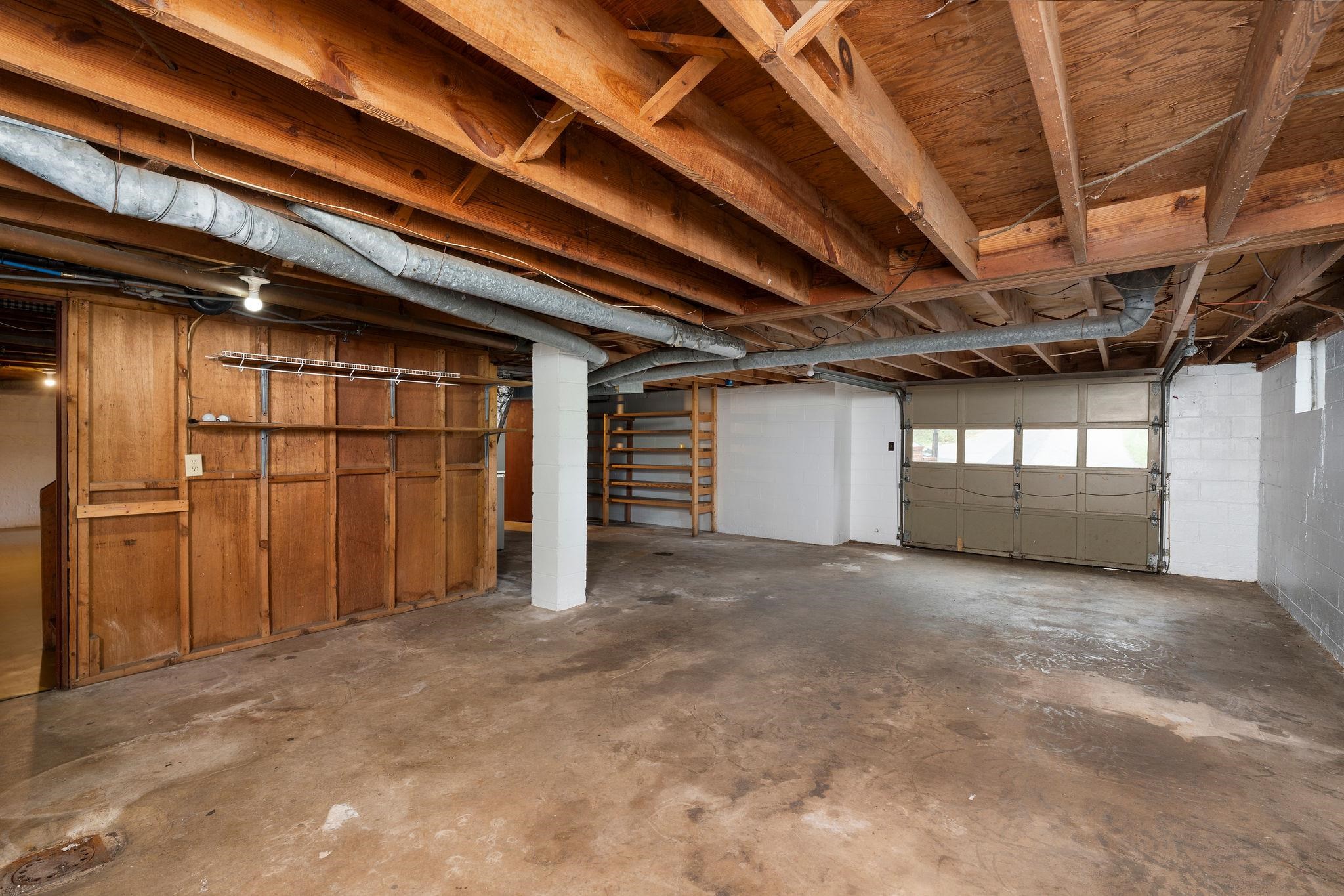 104 GREENWOOD RD, STAUNTON, Virginia 24401, 5 Bedrooms Bedrooms, ,2 BathroomsBathrooms,Residential,104 GREENWOOD RD,681277 MLS # 681277 104 GREENWOOD RD, STAUNTON, Virginia 24401, 5 Bedrooms Bedrooms, ,2 BathroomsBathrooms,Residential,104 GREENWOOD RD,681277 MLS # 681277