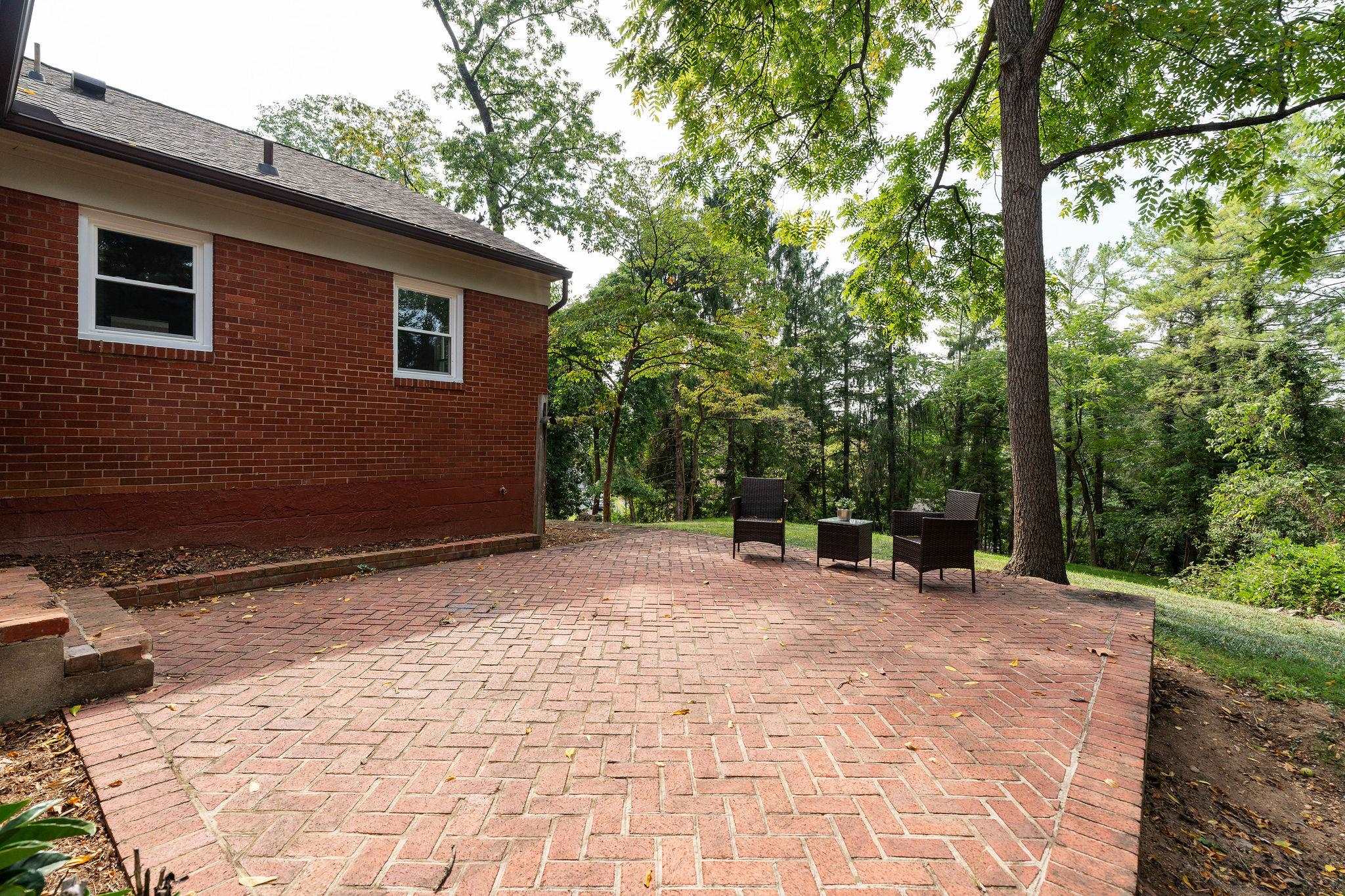 104 GREENWOOD RD, STAUNTON, Virginia 24401, 5 Bedrooms Bedrooms, ,2 BathroomsBathrooms,Residential,104 GREENWOOD RD,681277 MLS # 681277 104 GREENWOOD RD, STAUNTON, Virginia 24401, 5 Bedrooms Bedrooms, ,2 BathroomsBathrooms,Residential,104 GREENWOOD RD,681277 MLS # 681277
