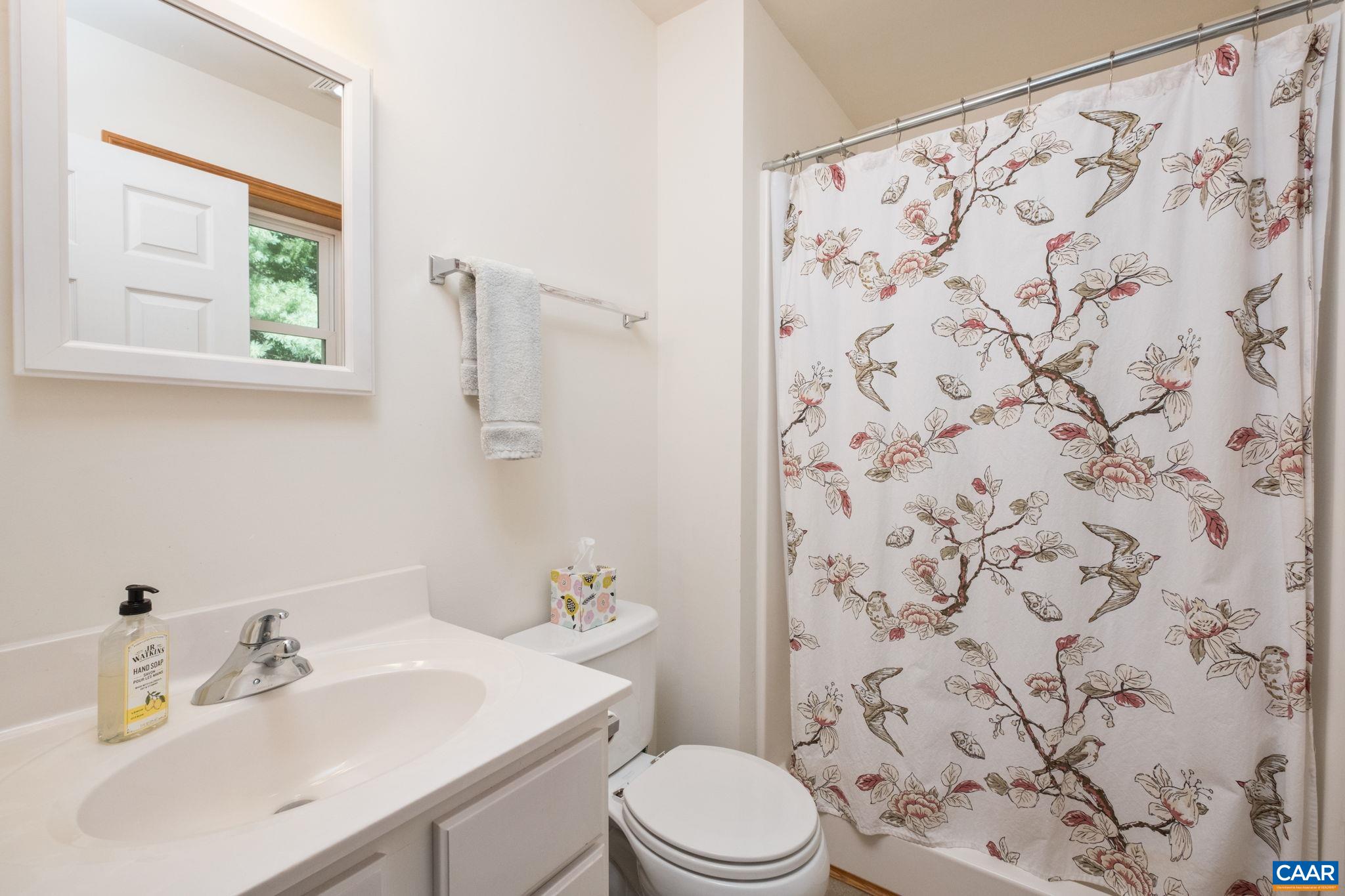361 ROCKFISH HEIGHTS LN, NELLYSFORD, Virginia 22958, 3 Bedrooms Bedrooms, ,2 BathroomsBathrooms,Residential,361 ROCKFISH HEIGHTS LN,681279 MLS # 681279 361 ROCKFISH HEIGHTS LN, NELLYSFORD, Virginia 22958, 3 Bedrooms Bedrooms, ,2 BathroomsBathrooms,Residential,361 ROCKFISH HEIGHTS LN,681279 MLS # 681279