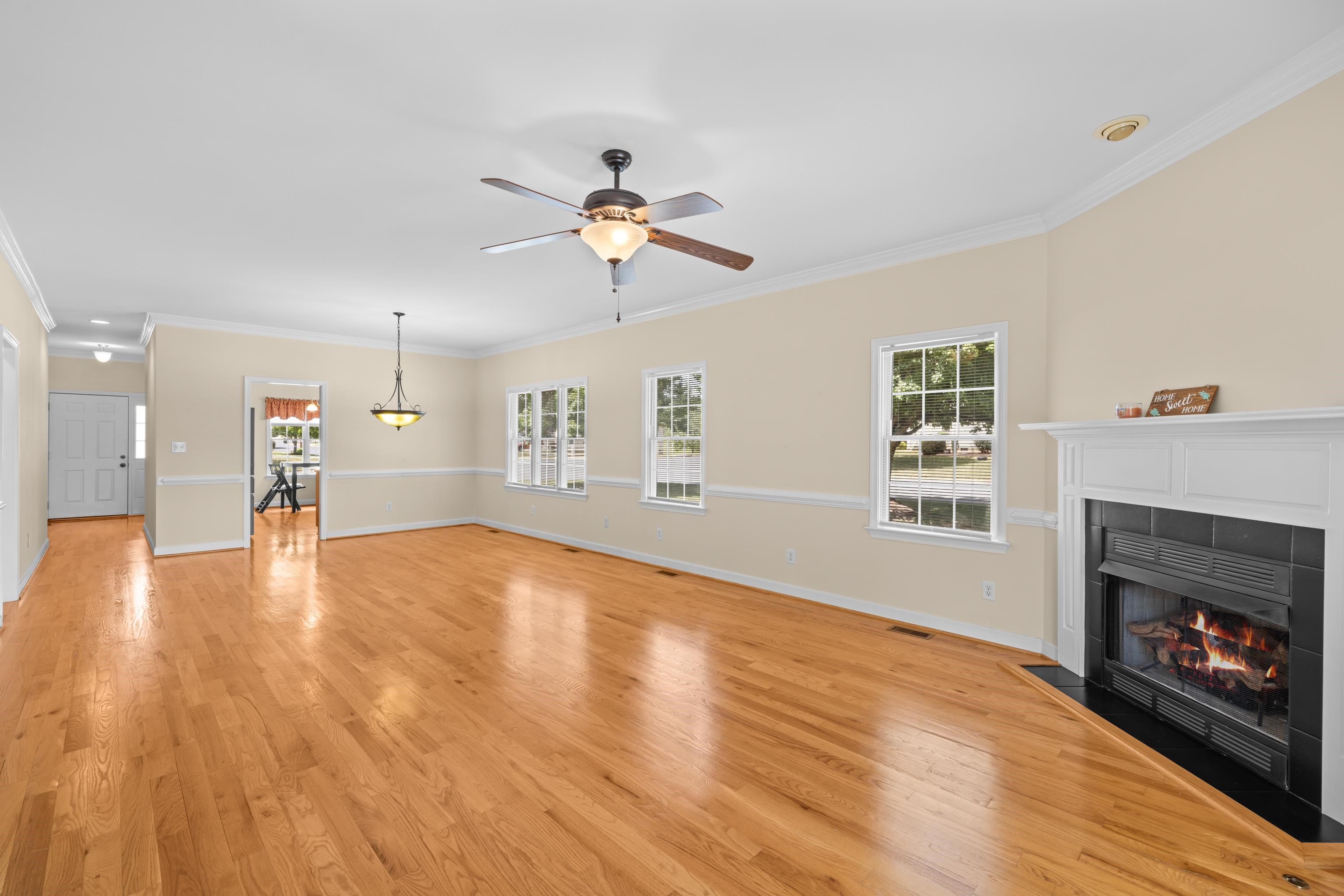 157 BRYANT DR, WAYNESBORO, Virginia 22980, 3 Bedrooms Bedrooms, ,2 BathroomsBathrooms,Residential,157 BRYANT DR,681280 MLS # 681280 157 BRYANT DR, WAYNESBORO, Virginia 22980, 3 Bedrooms Bedrooms, ,2 BathroomsBathrooms,Residential,157 BRYANT DR,681280 MLS # 681280
