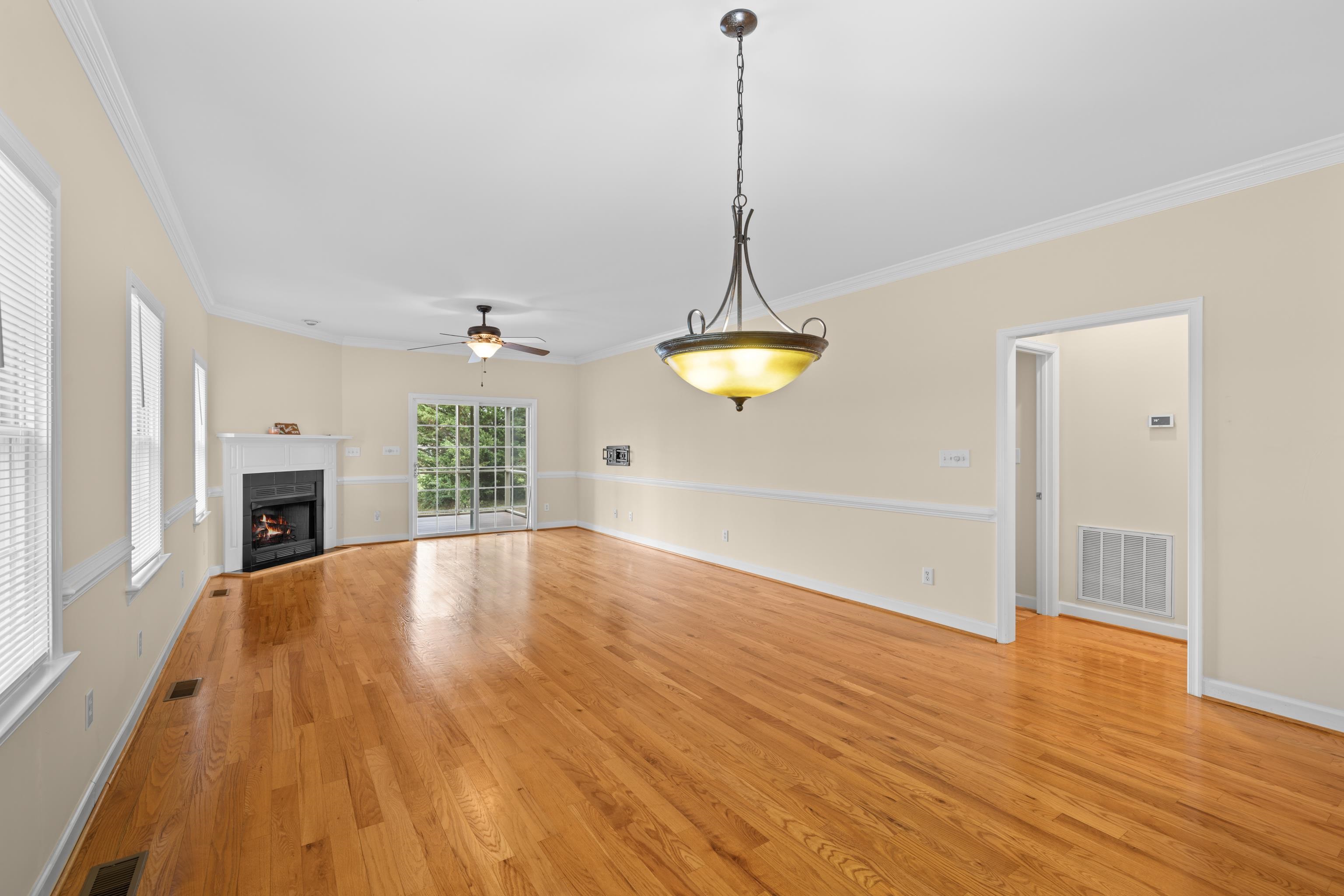 157 BRYANT DR, WAYNESBORO, Virginia 22980, 3 Bedrooms Bedrooms, ,2 BathroomsBathrooms,Residential,157 BRYANT DR,681280 MLS # 681280 157 BRYANT DR, WAYNESBORO, Virginia 22980, 3 Bedrooms Bedrooms, ,2 BathroomsBathrooms,Residential,157 BRYANT DR,681280 MLS # 681280