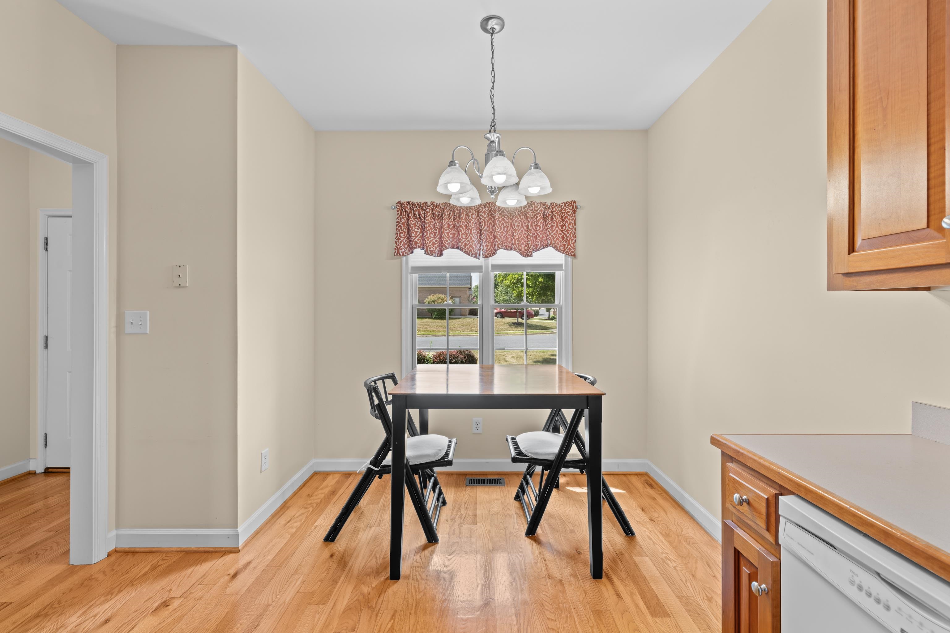 157 BRYANT DR, WAYNESBORO, Virginia 22980, 3 Bedrooms Bedrooms, ,2 BathroomsBathrooms,Residential,157 BRYANT DR,681280 MLS # 681280 157 BRYANT DR, WAYNESBORO, Virginia 22980, 3 Bedrooms Bedrooms, ,2 BathroomsBathrooms,Residential,157 BRYANT DR,681280 MLS # 681280