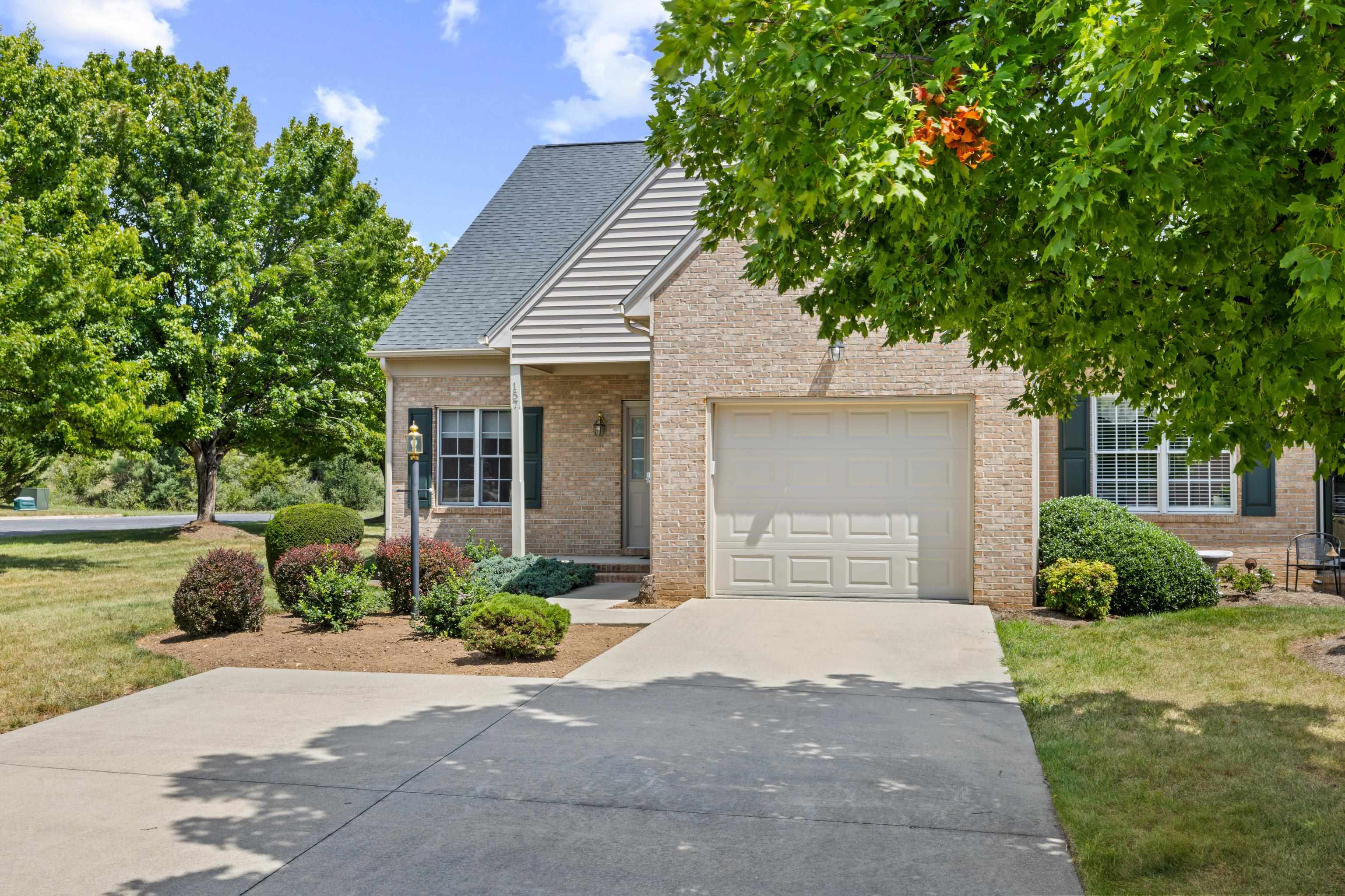 157 BRYANT DR, WAYNESBORO, Virginia 22980, 3 Bedrooms Bedrooms, ,2 BathroomsBathrooms,Residential,157 BRYANT DR,681280 MLS # 681280 157 BRYANT DR, WAYNESBORO, Virginia 22980, 3 Bedrooms Bedrooms, ,2 BathroomsBathrooms,Residential,157 BRYANT DR,681280 MLS # 681280