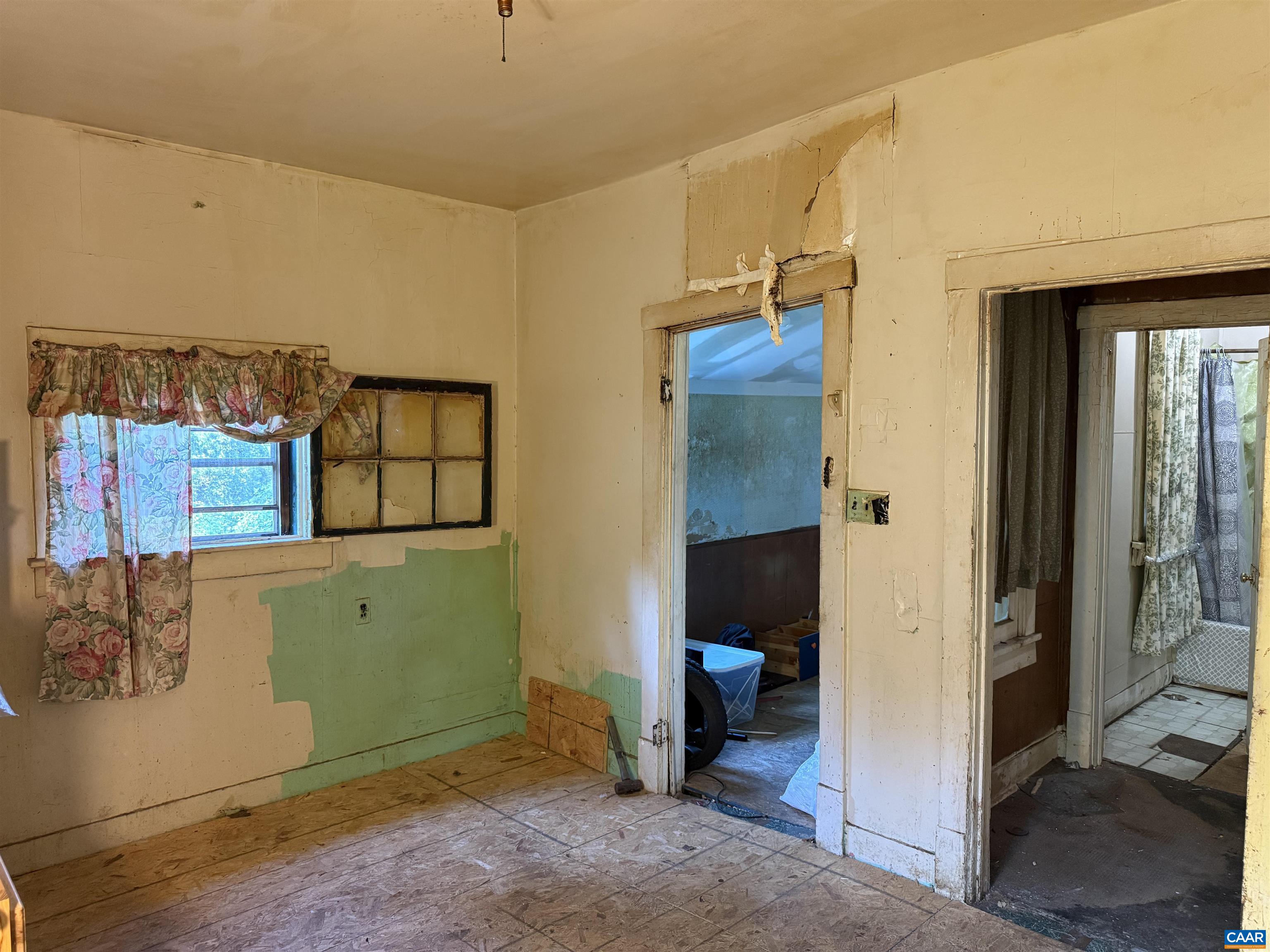 2999 MORGANTOWN RD, CHARLOTTESVILLE, Virginia 22903, 3 Bedrooms Bedrooms, ,1 BathroomBathrooms,Residential,2999 MORGANTOWN RD,681282 MLS # 681282 2999 MORGANTOWN RD, CHARLOTTESVILLE, Virginia 22903, 3 Bedrooms Bedrooms, ,1 BathroomBathrooms,Residential,2999 MORGANTOWN RD,681282 MLS # 681282