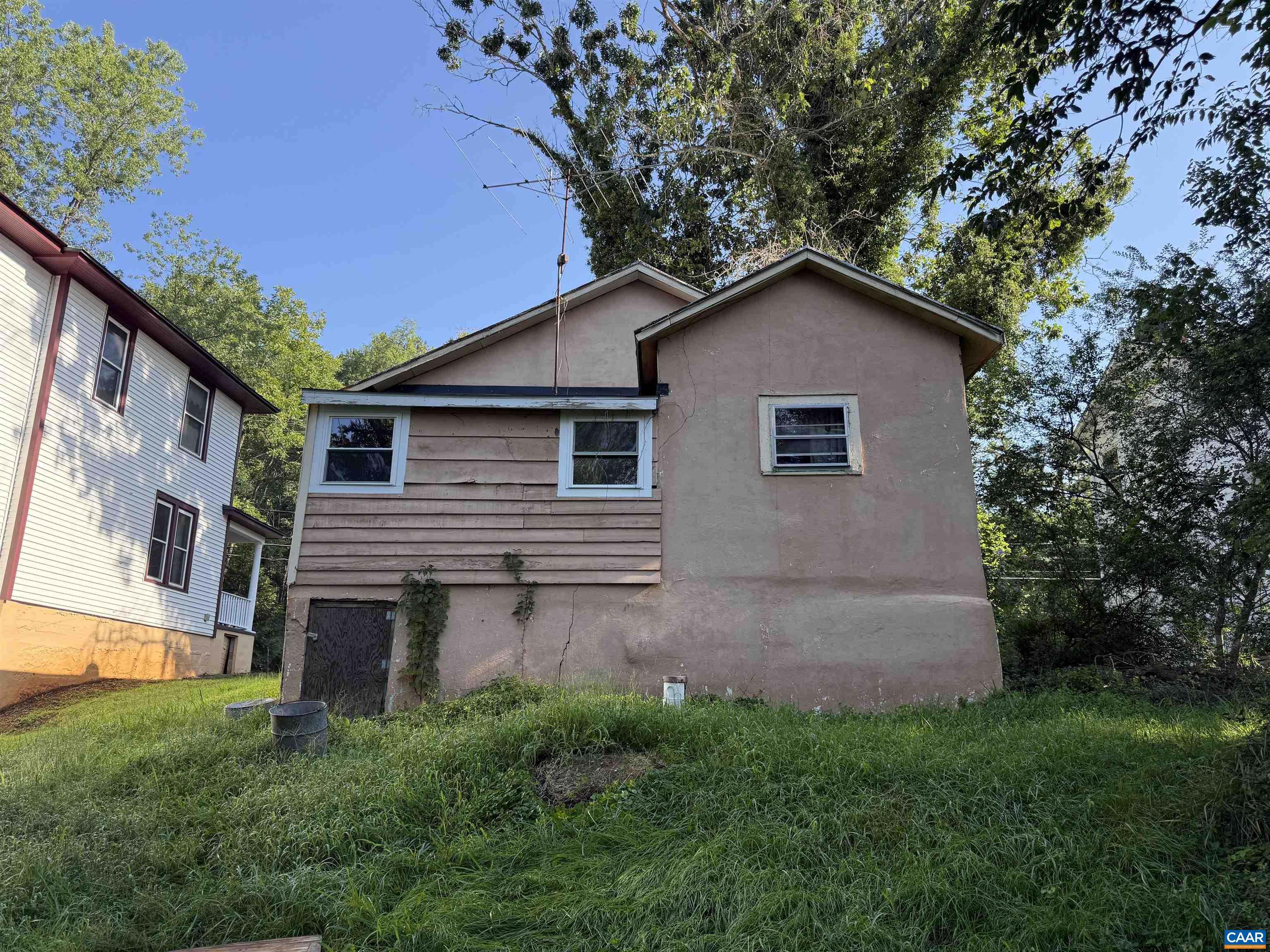 2999 MORGANTOWN RD, CHARLOTTESVILLE, Virginia 22903, 3 Bedrooms Bedrooms, ,1 BathroomBathrooms,Residential,2999 MORGANTOWN RD,681282 MLS # 681282 2999 MORGANTOWN RD, CHARLOTTESVILLE, Virginia 22903, 3 Bedrooms Bedrooms, ,1 BathroomBathrooms,Residential,2999 MORGANTOWN RD,681282 MLS # 681282