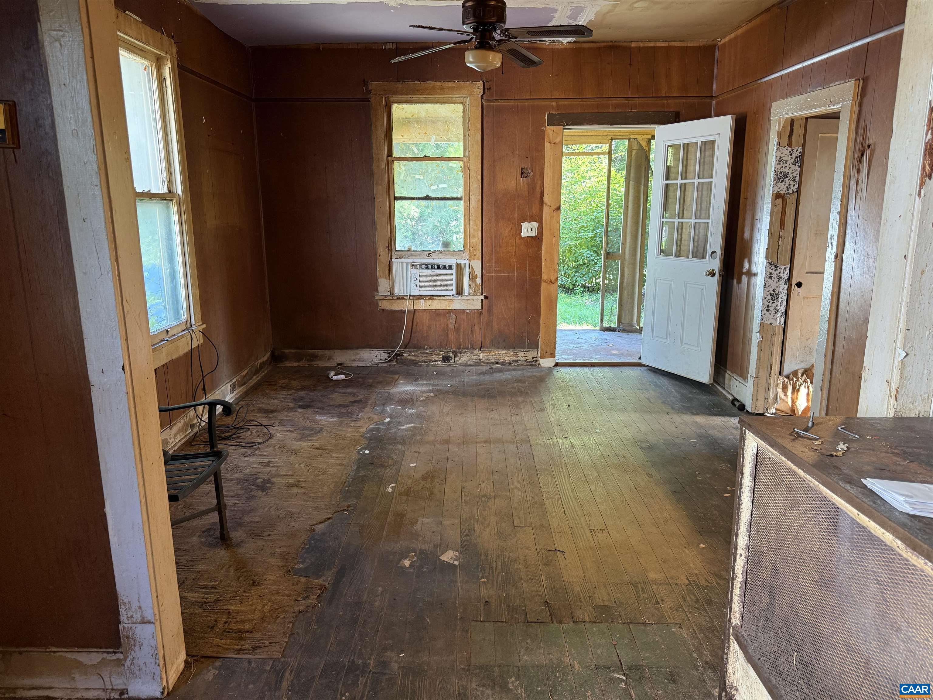 2999 MORGANTOWN RD, CHARLOTTESVILLE, Virginia 22903, 3 Bedrooms Bedrooms, ,1 BathroomBathrooms,Residential,2999 MORGANTOWN RD,681282 MLS # 681282 2999 MORGANTOWN RD, CHARLOTTESVILLE, Virginia 22903, 3 Bedrooms Bedrooms, ,1 BathroomBathrooms,Residential,2999 MORGANTOWN RD,681282 MLS # 681282