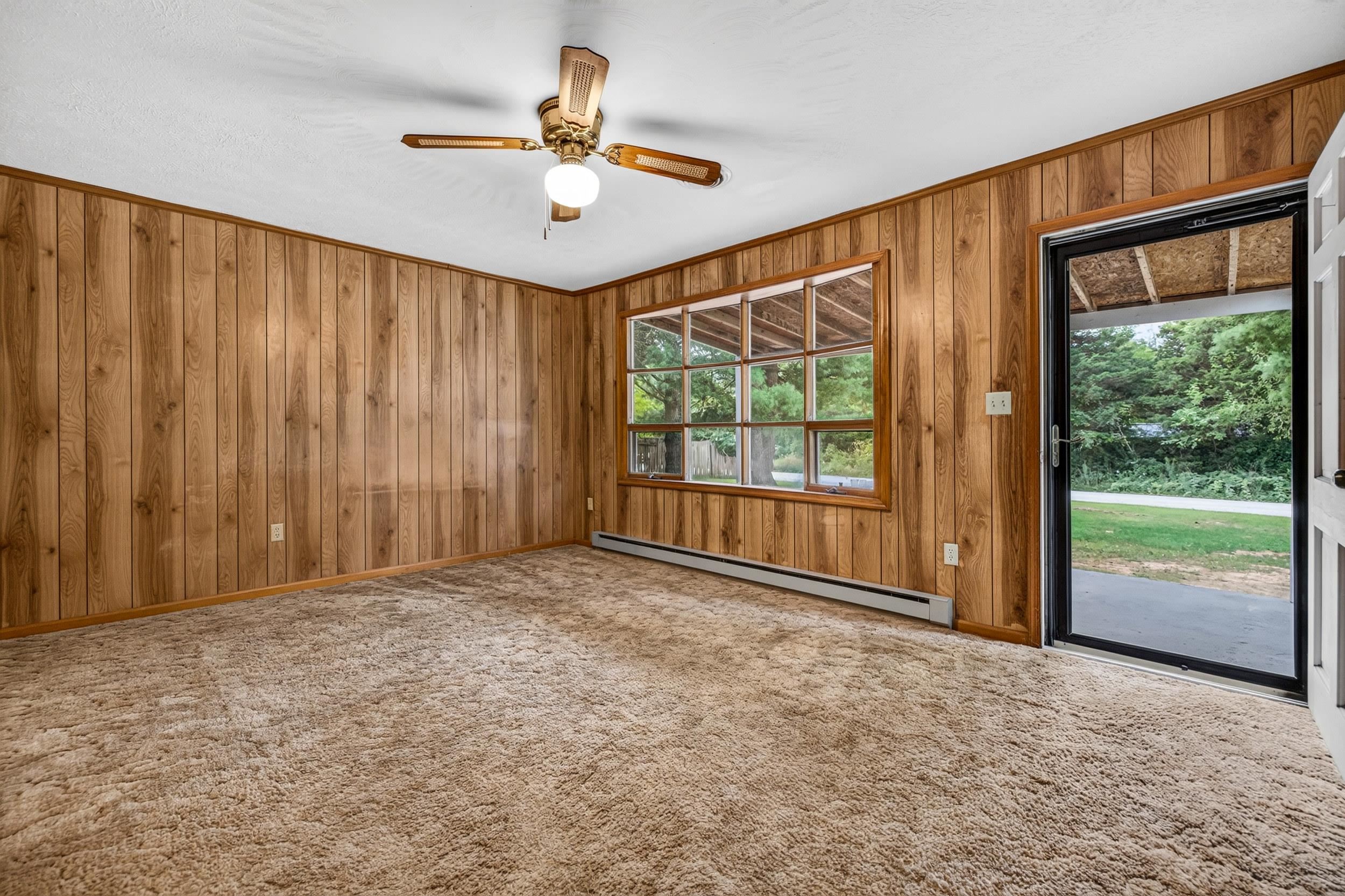 106 MINNA DR, SHENANDOAH, Virginia 22849, 3 Bedrooms Bedrooms, ,1 BathroomBathrooms,Residential,106 MINNA DR,681283 MLS # 681283 106 MINNA DR, SHENANDOAH, Virginia 22849, 3 Bedrooms Bedrooms, ,1 BathroomBathrooms,Residential,106 MINNA DR,681283 MLS # 681283