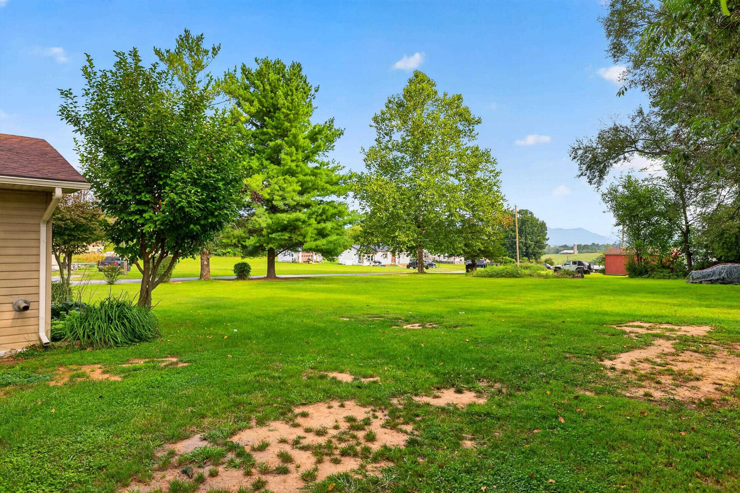 106 MINNA DR, SHENANDOAH, Virginia 22849, 3 Bedrooms Bedrooms, ,1 BathroomBathrooms,Residential,106 MINNA DR,681283 MLS # 681283 106 MINNA DR, SHENANDOAH, Virginia 22849, 3 Bedrooms Bedrooms, ,1 BathroomBathrooms,Residential,106 MINNA DR,681283 MLS # 681283