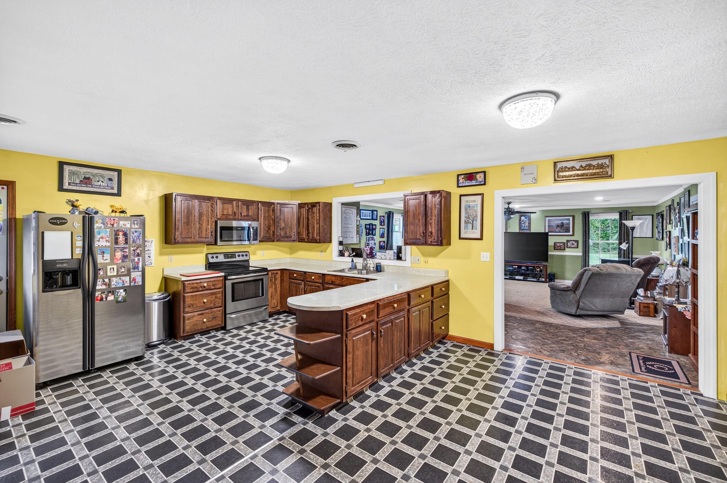 106 MINNA DR, SHENANDOAH, Virginia 22849, 3 Bedrooms Bedrooms, ,1 BathroomBathrooms,Residential,106 MINNA DR,681283 MLS # 681283 106 MINNA DR, SHENANDOAH, Virginia 22849, 3 Bedrooms Bedrooms, ,1 BathroomBathrooms,Residential,106 MINNA DR,681283 MLS # 681283