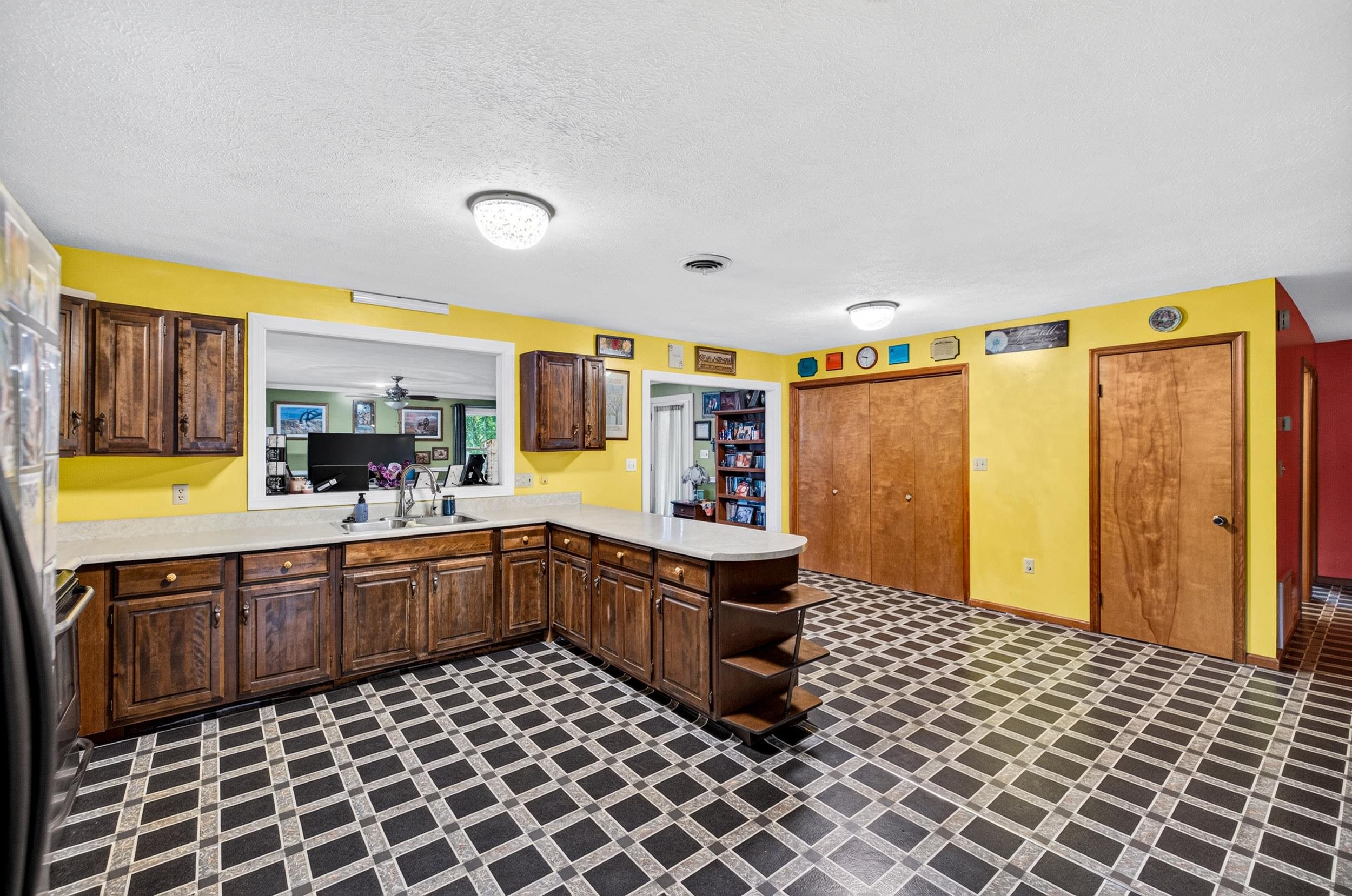 106 MINNA DR, SHENANDOAH, Virginia 22849, 3 Bedrooms Bedrooms, ,1 BathroomBathrooms,Residential,106 MINNA DR,681283 MLS # 681283 106 MINNA DR, SHENANDOAH, Virginia 22849, 3 Bedrooms Bedrooms, ,1 BathroomBathrooms,Residential,106 MINNA DR,681283 MLS # 681283