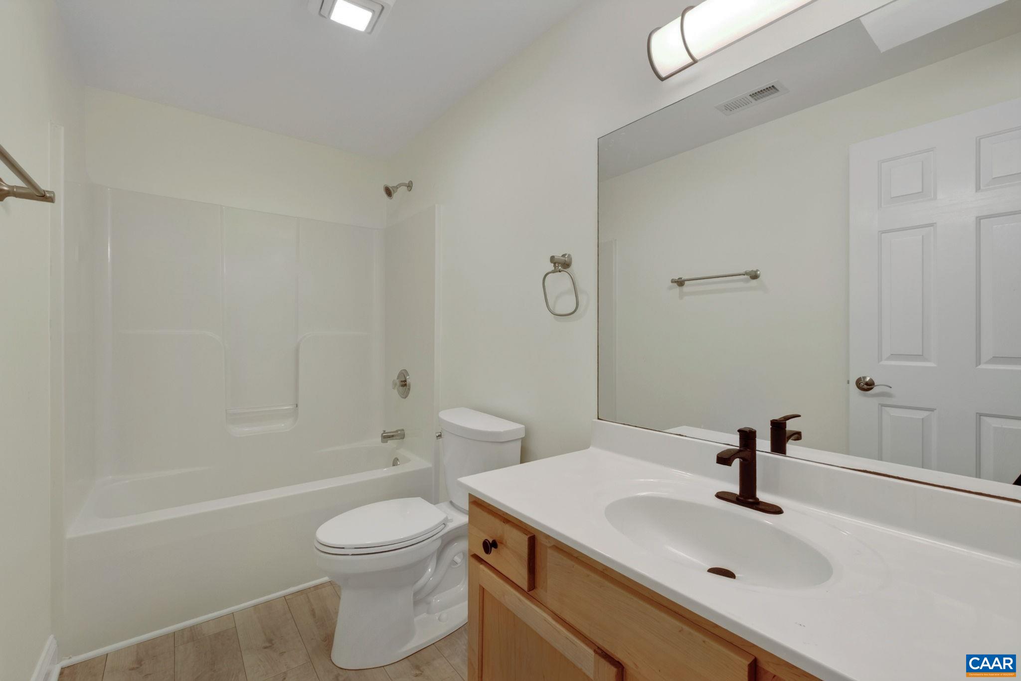 26 EAST POINT RD, PALMYRA, Virginia 22963, 3 Bedrooms Bedrooms, ,3 BathroomsBathrooms,Residential,26 EAST POINT RD,681284 MLS # 681284 26 EAST POINT RD, PALMYRA, Virginia 22963, 3 Bedrooms Bedrooms, ,3 BathroomsBathrooms,Residential,26 EAST POINT RD,681284 MLS # 681284
