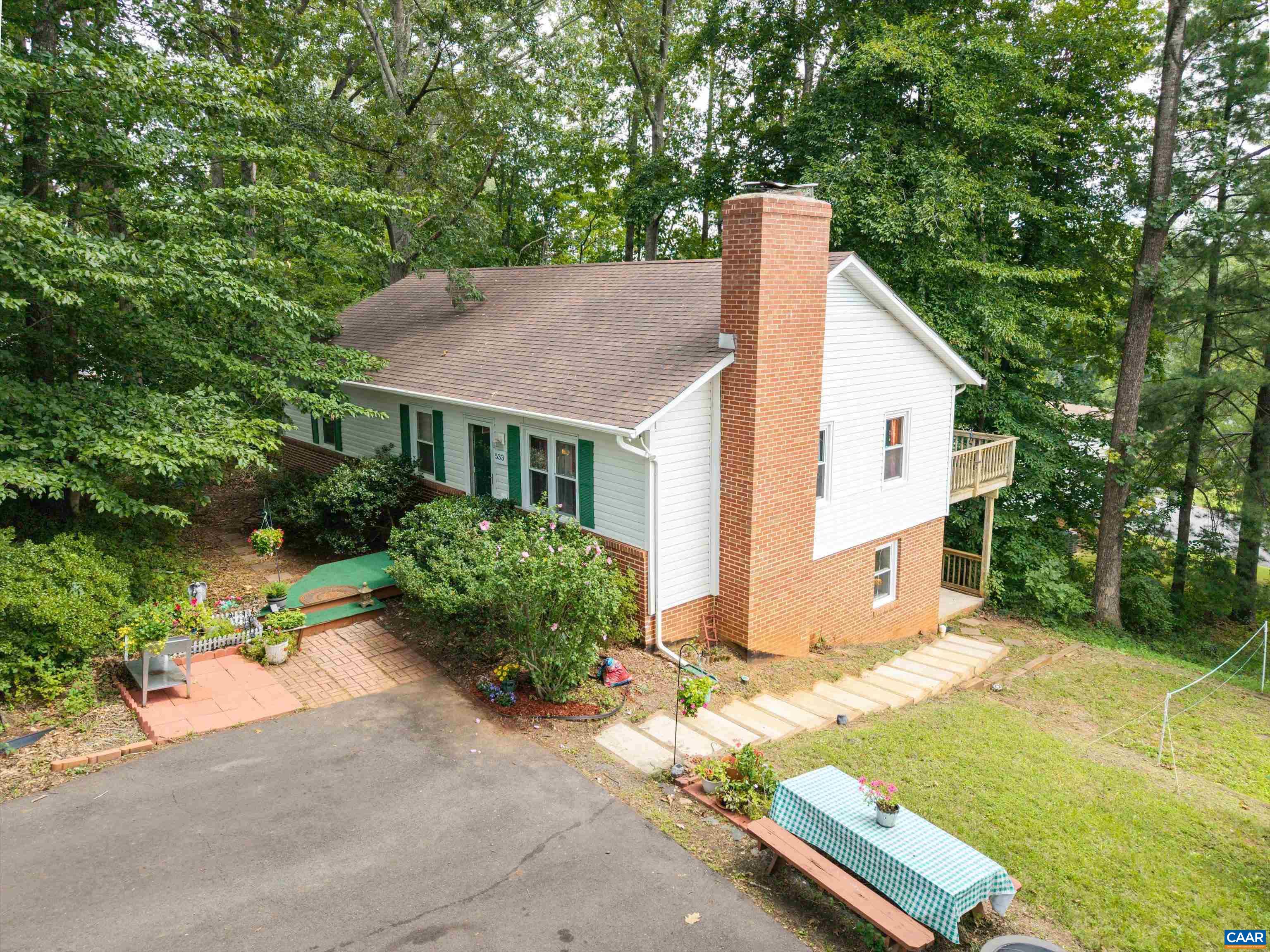 533 JESTER LN, CHARLOTTESVILLE, Virginia 22911, 3 Bedrooms Bedrooms, ,3 BathroomsBathrooms,Residential,533 JESTER LN,681287 MLS # 681287