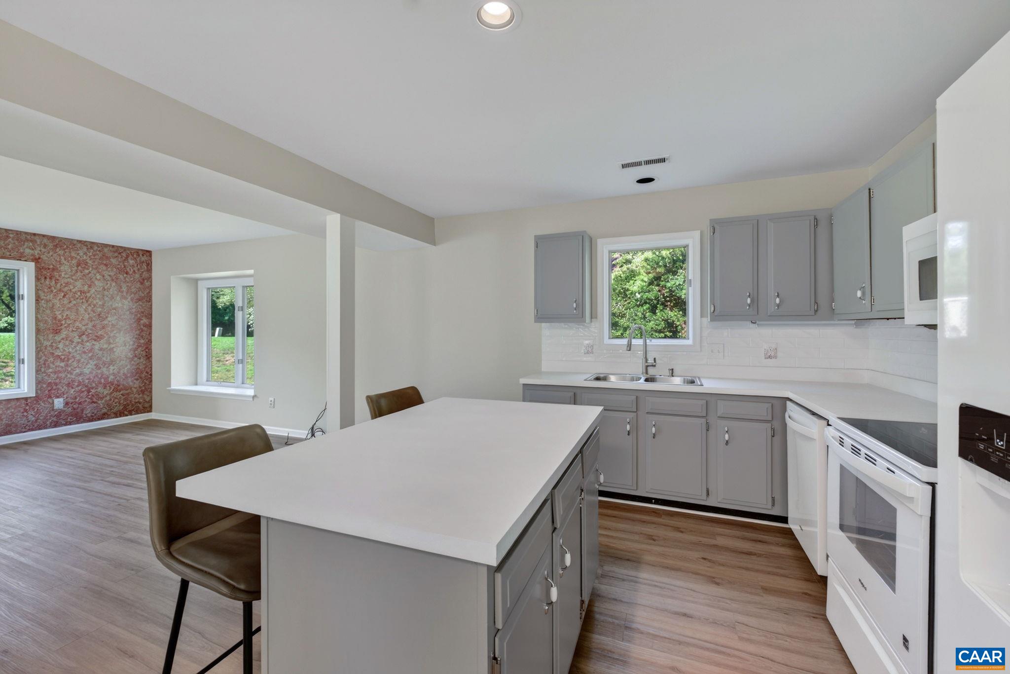 80 MILL CREEK CT, CHARLOTTESVILLE, Virginia 22902, 4 Bedrooms Bedrooms, ,2 BathroomsBathrooms,Residential,80 MILL CREEK CT,681290 MLS # 681290