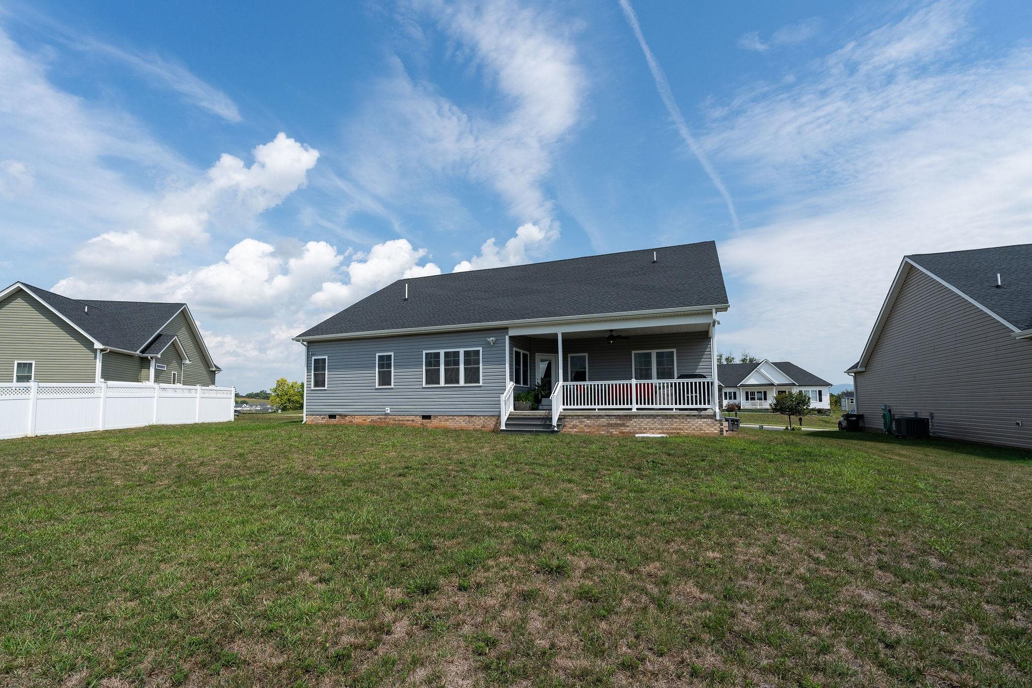168 TOMASVILLE DR, WAYNESBORO, Virginia 22980, 4 Bedrooms Bedrooms, ,2 BathroomsBathrooms,Residential,168 TOMASVILLE DR,681291 MLS # 681291