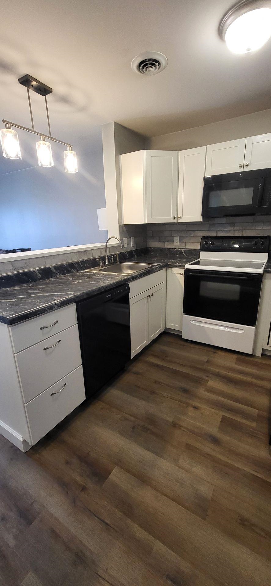 1396 HUNTERS RD, HARRISONBURG, Virginia 22801, 3 Bedrooms Bedrooms, ,3 BathroomsBathrooms,Residential,Hunters Ridge Condominiums,1396 HUNTERS RD,681292 MLS # 681292 1396 HUNTERS RD, HARRISONBURG, Virginia 22801, 3 Bedrooms Bedrooms, ,3 BathroomsBathrooms,Residential,Hunters Ridge Condominiums,1396 HUNTERS RD,681292 MLS # 681292
